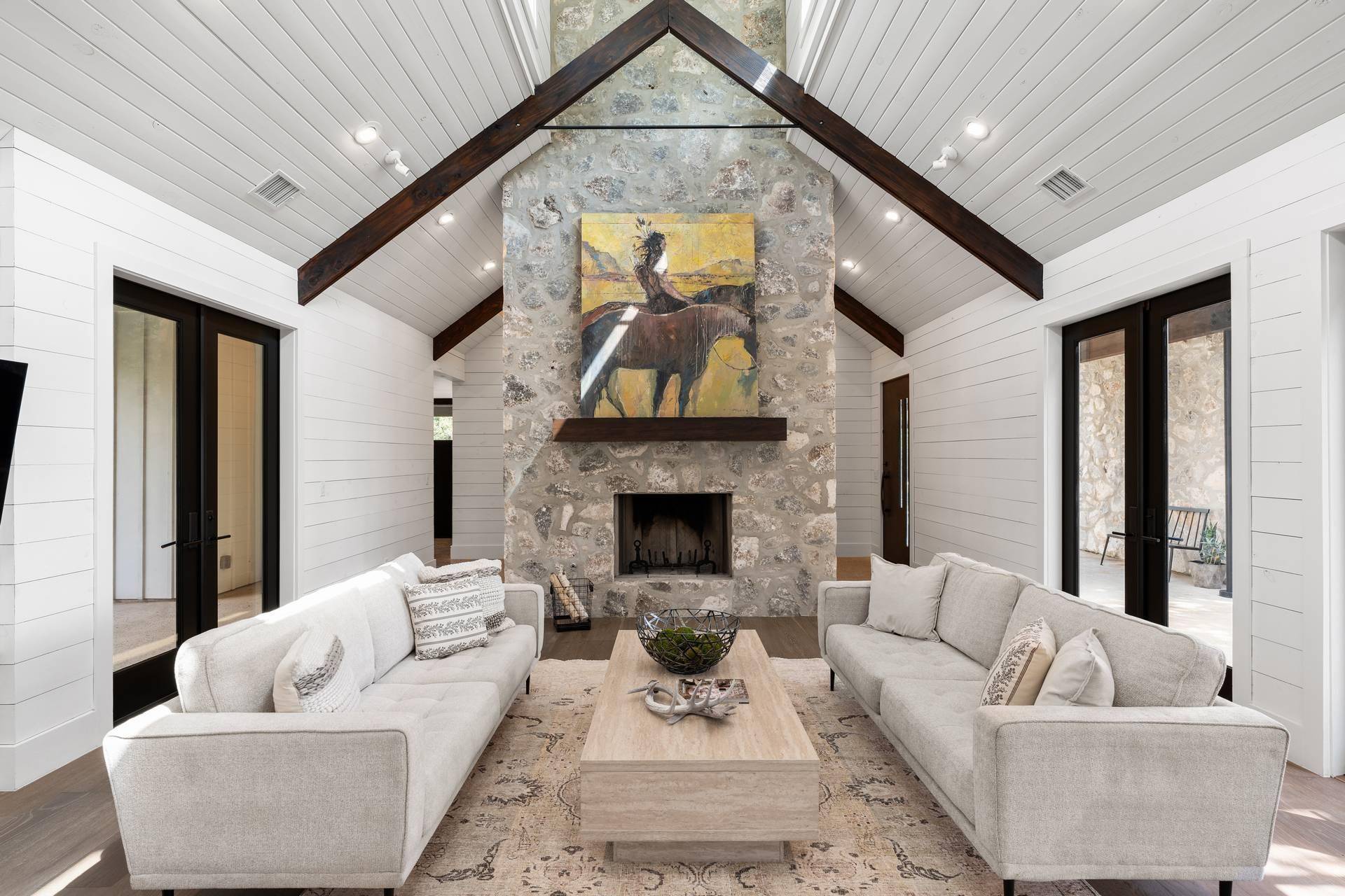 103 Victorian Oaks LN, Dripping Springs, TX 78620