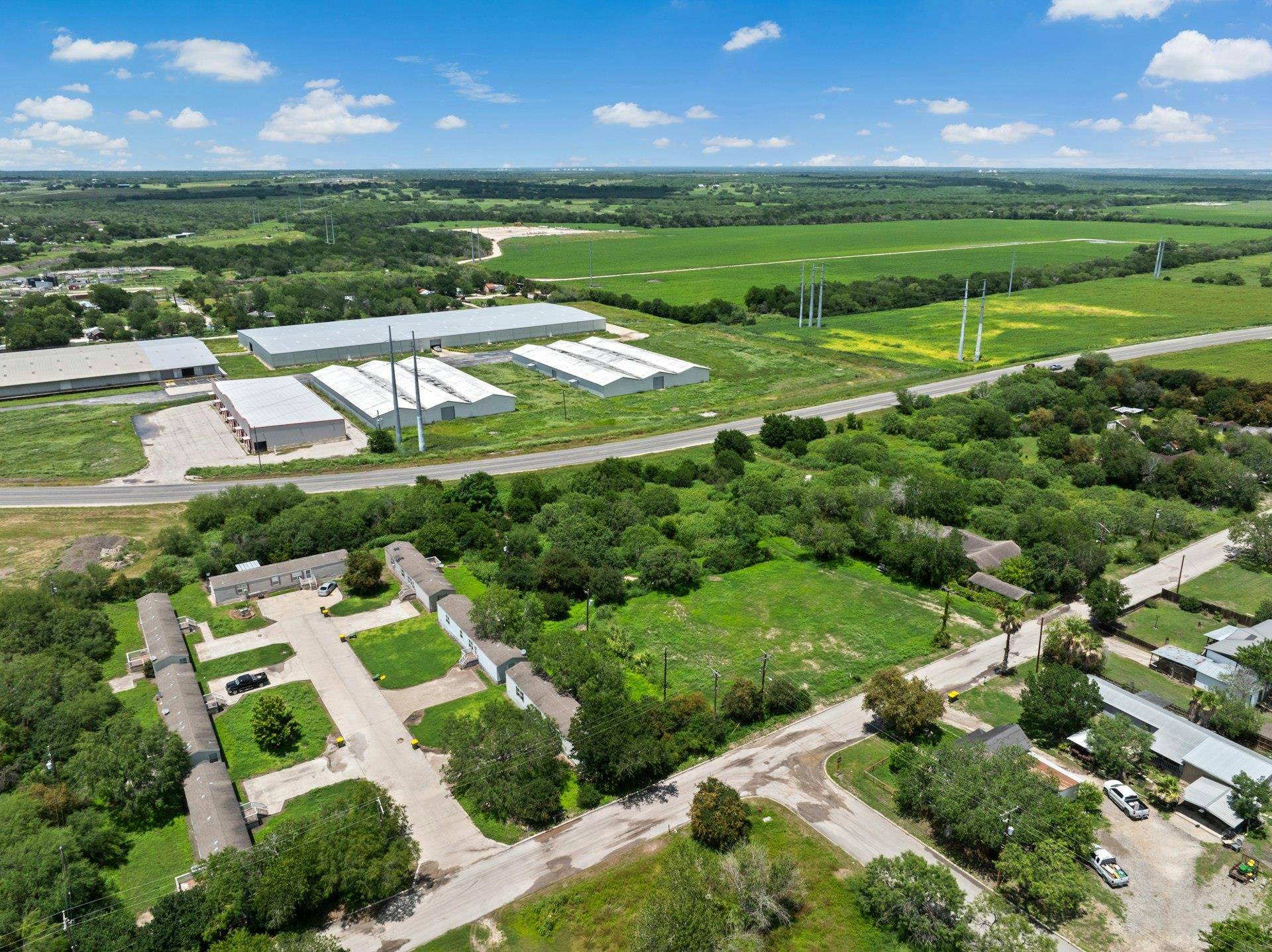 417 Houston ST E, Kenedy, TX 78119