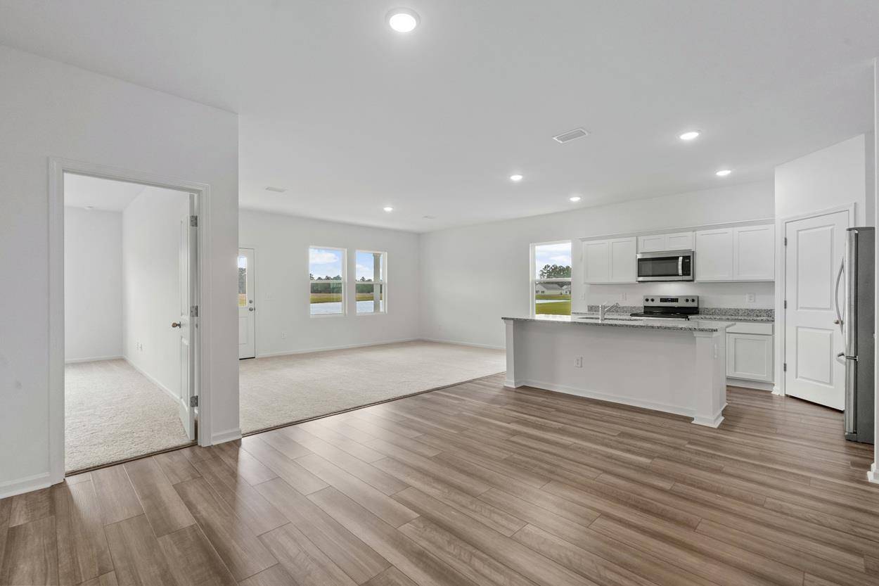 402 Sunlight Lake BLVD, Hutto, TX 78634