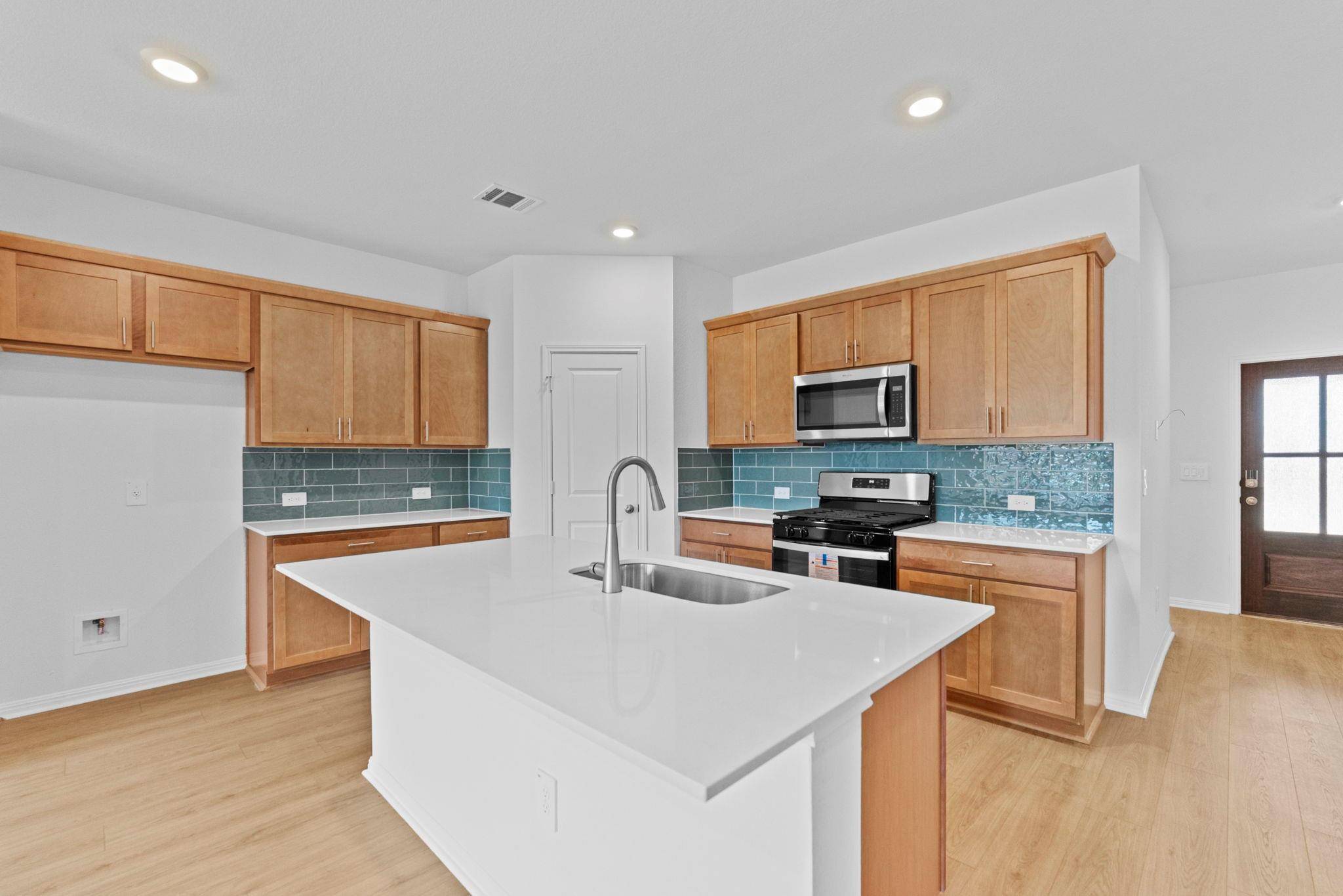 1837 Dandy Brush DR, Leander, TX 78641