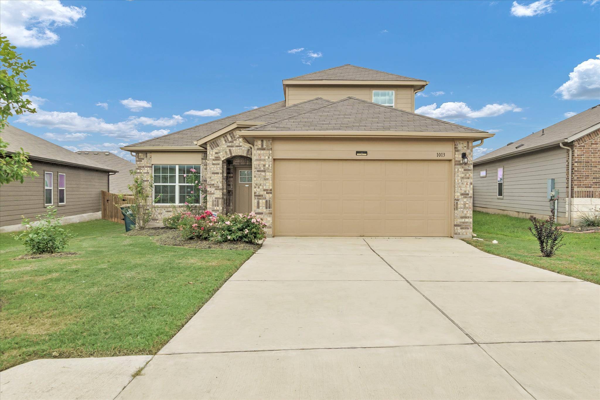 1013 Gaelic DR, Georgetown, TX 78626