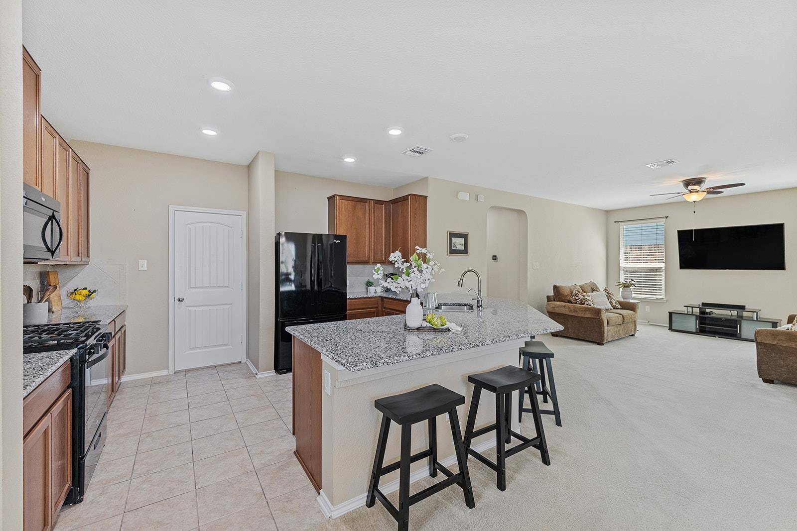 437 Sheepshank DR, Georgetown, TX 78633