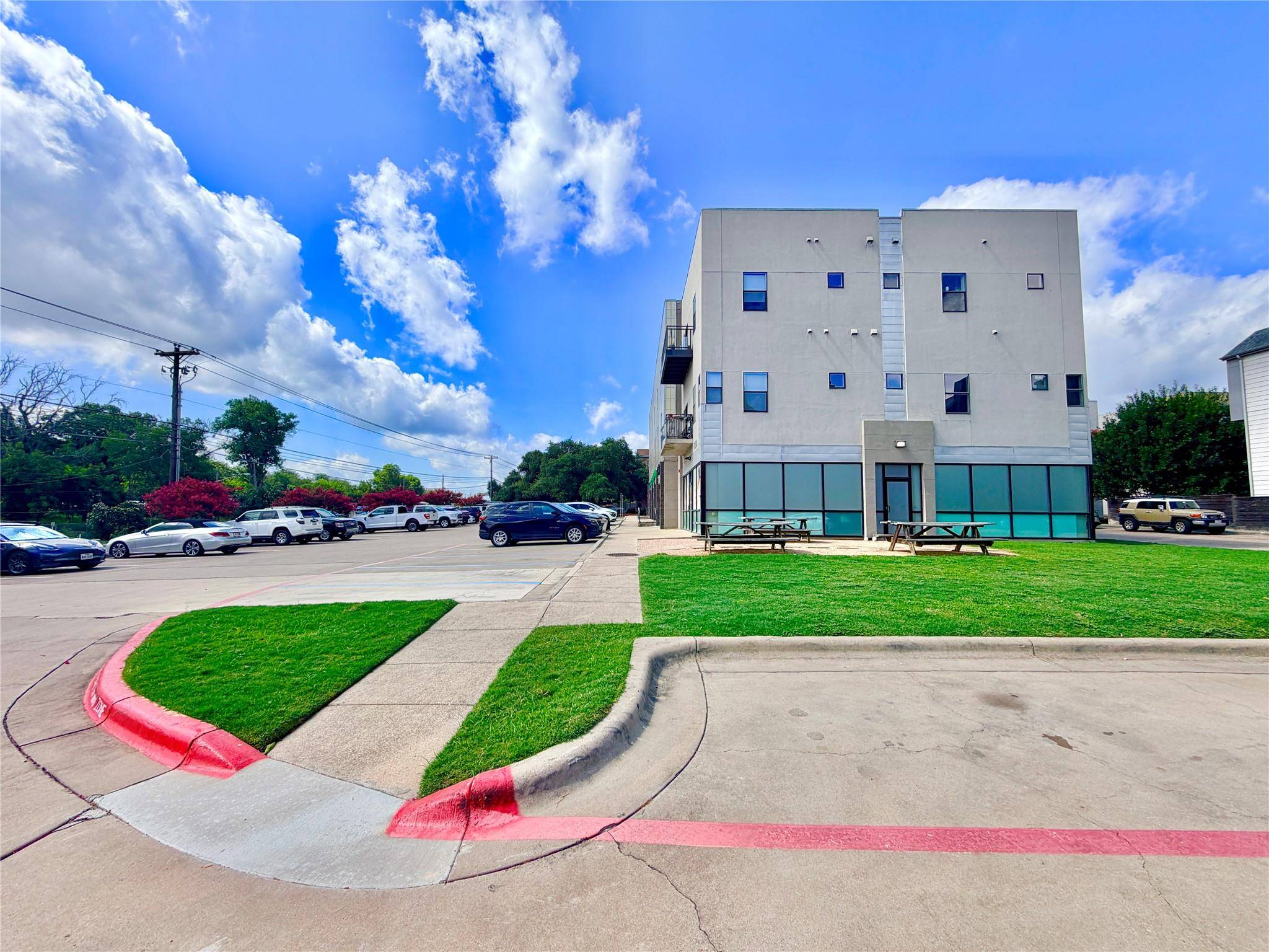 6000 S Congress Ave #Courtyard, Austin, TX 78745