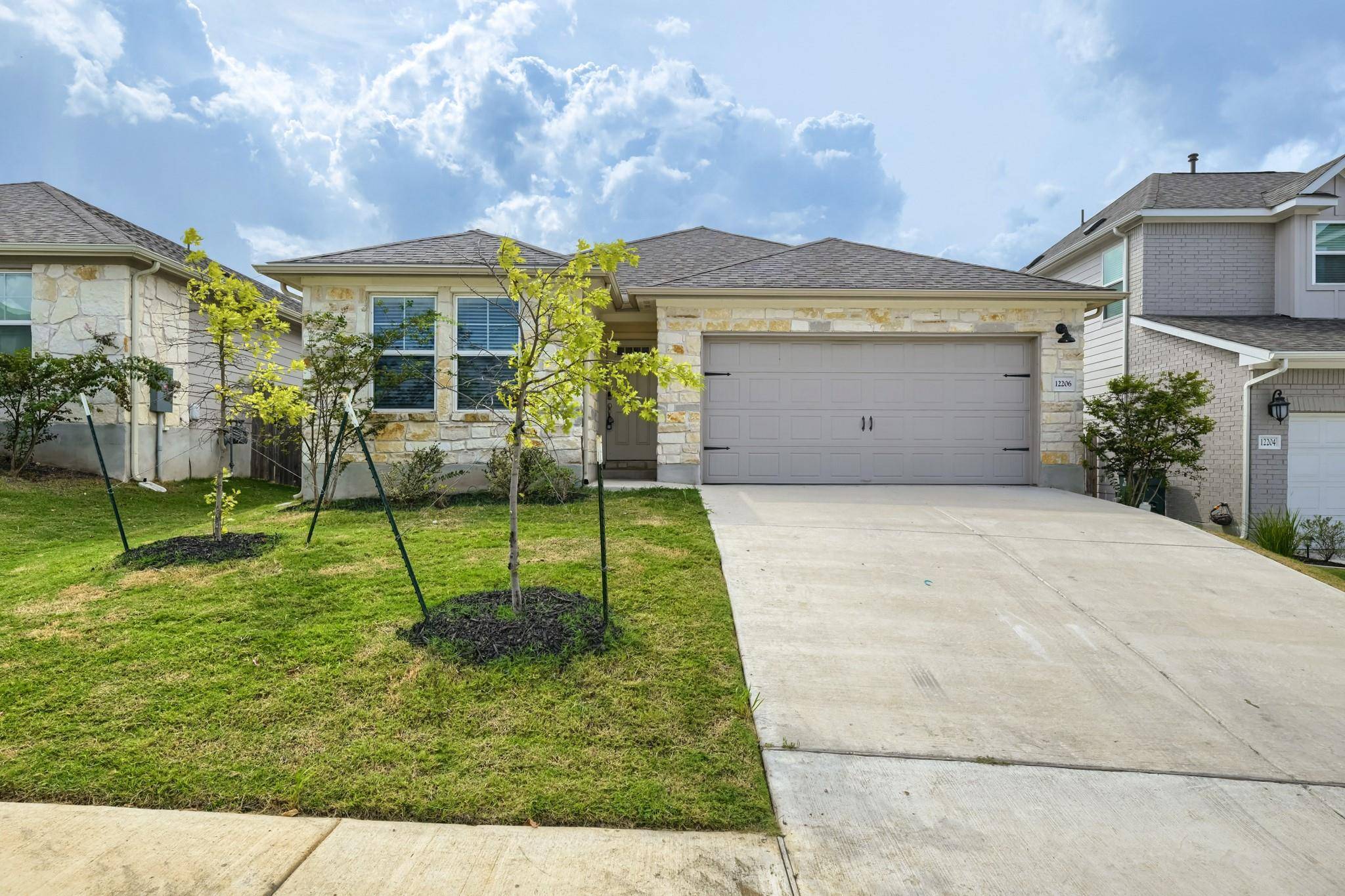 12206 Purple Prairie LN, Buda, TX 78610