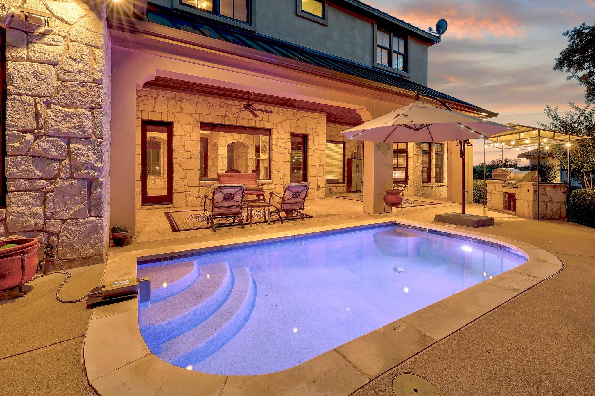 202 Hillstone TRL, Georgetown, TX 78628