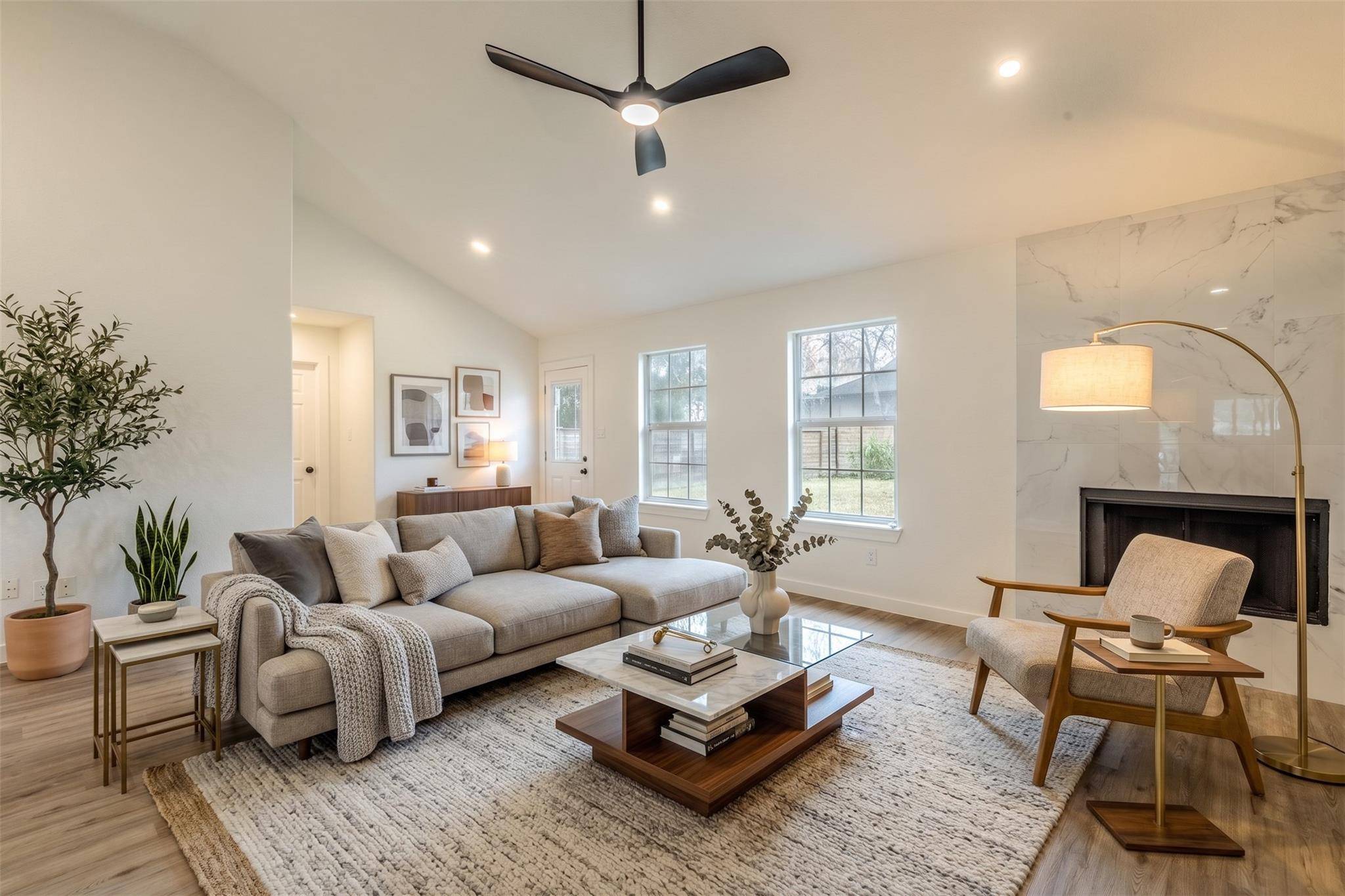 119 W Kikipua LN, Bastrop, TX 78602