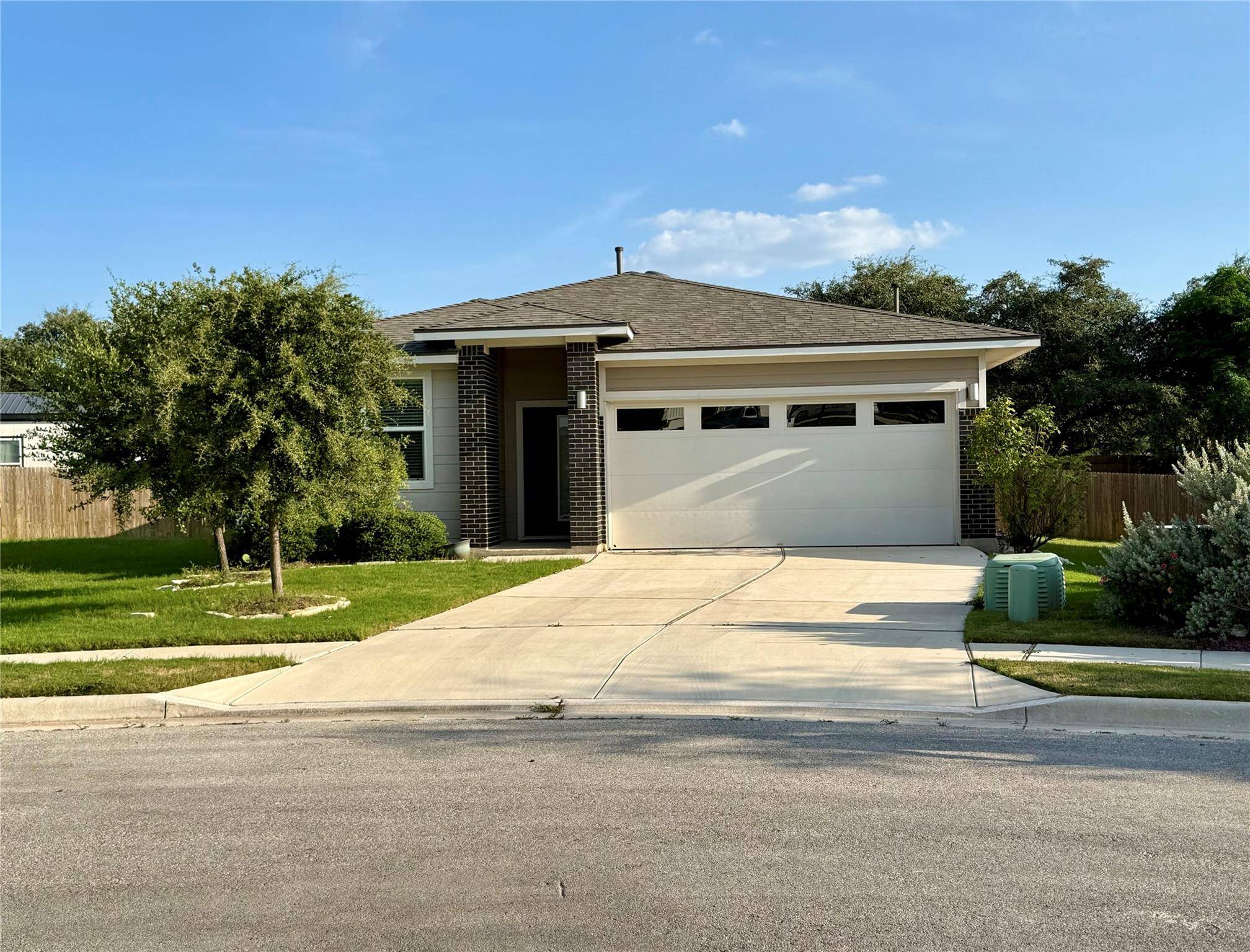 160 Filifera CT, Leander, TX 78641