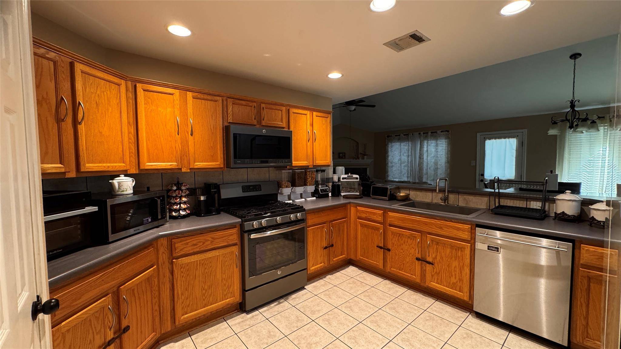 1536 Lorson LOOP, Round Rock, TX 78665