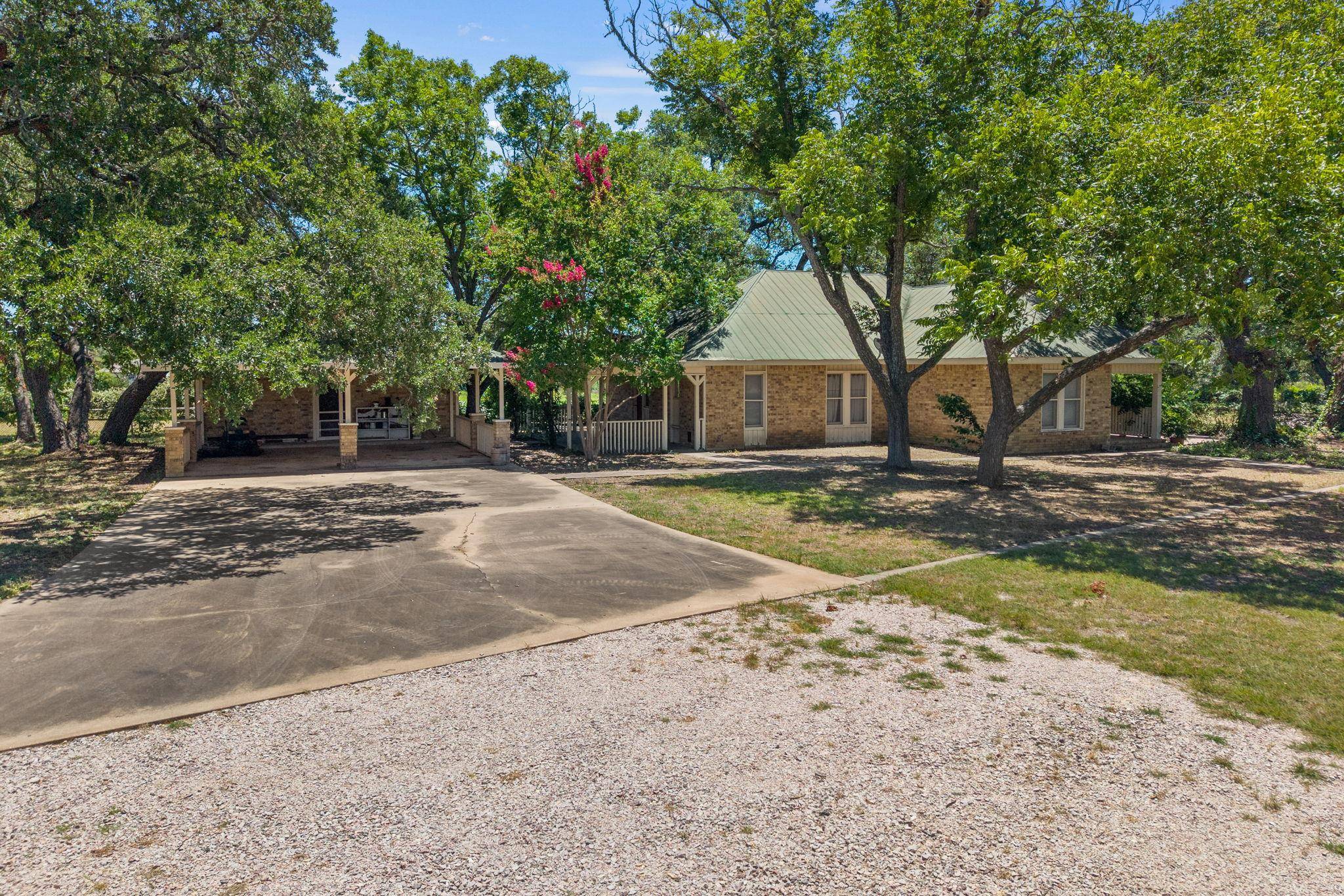 1300 W Tx-29, Bertram, TX 78605