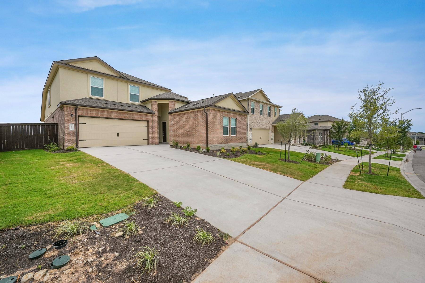 932 Mallow RD, Leander, TX 78641