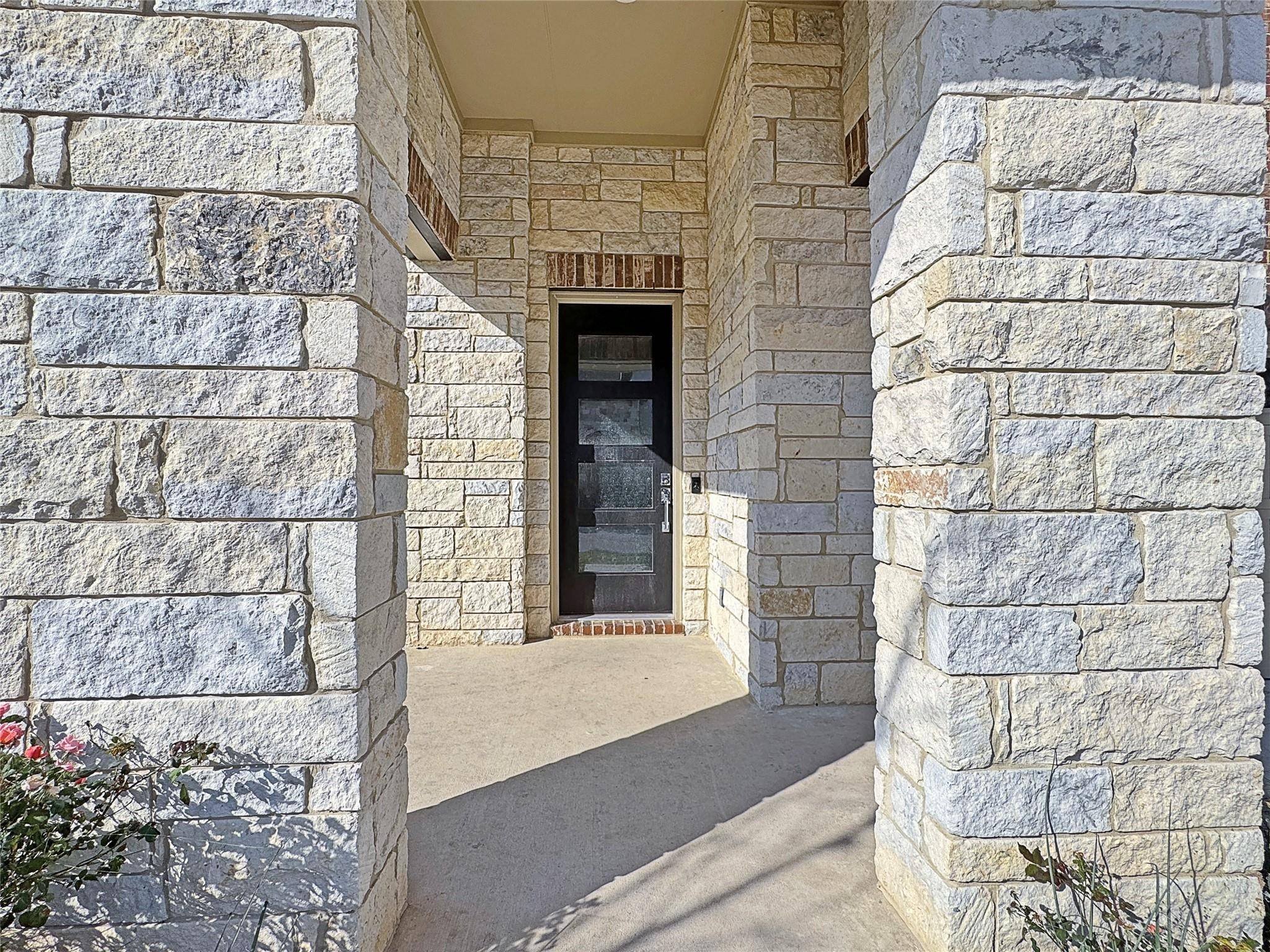 1245 Westborough LN, Leander, TX 78641