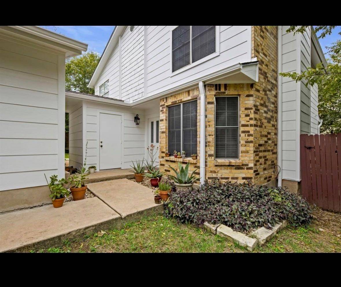 2102-A KENNETH Ave #A, Austin, TX 78741