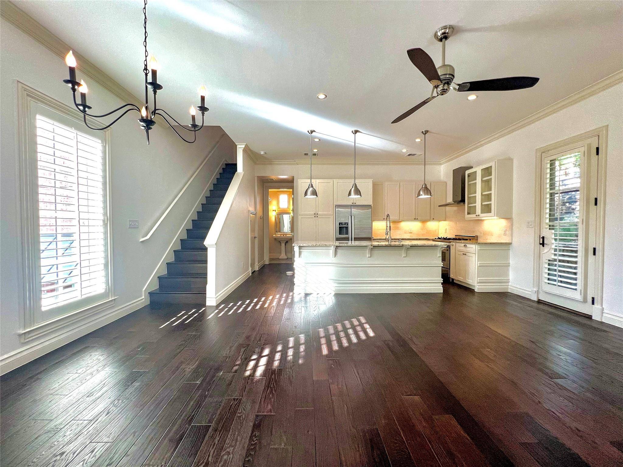 800 Rosedale TER #B, Austin, TX 78704