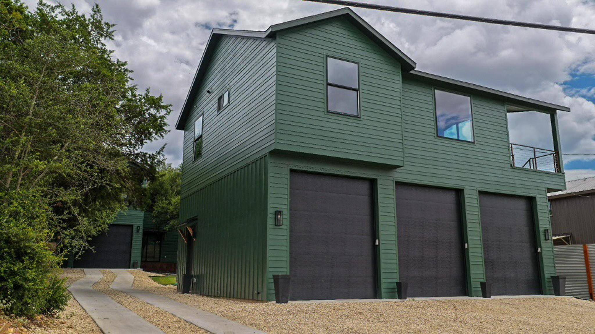 1301 Minnie DR, Austin, TX 78732
