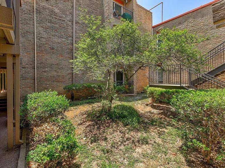 3431 North Hills DR #103, Austin, TX 78731