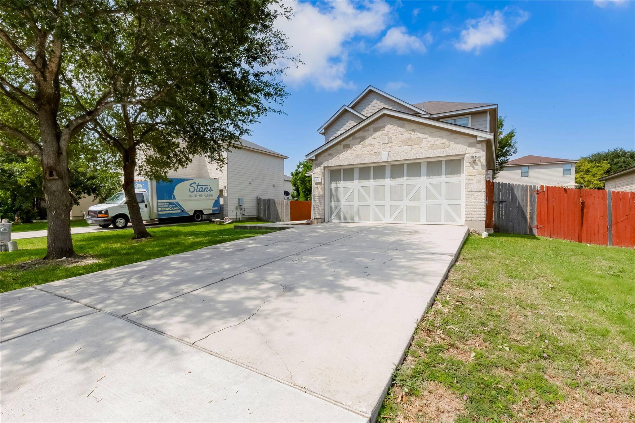 191 Beech DR, Kyle, TX 78640