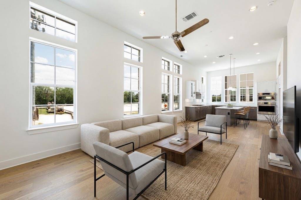 1201 Shore District DR, Austin, TX 78741