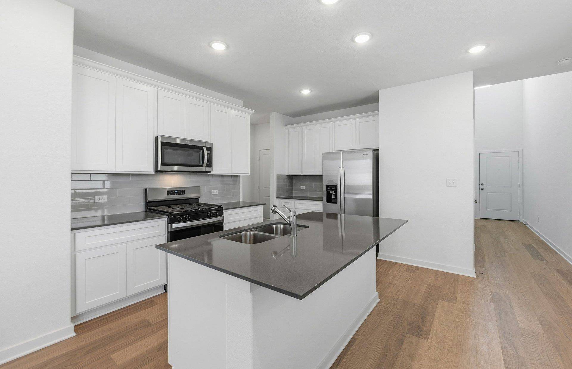 165 Golden Bell WAY, Buda, TX 78610