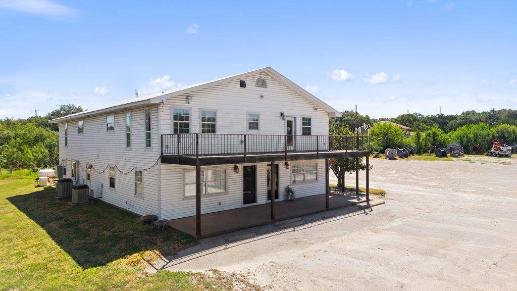 206 N US HWY 281, Johnson City, TX 78636