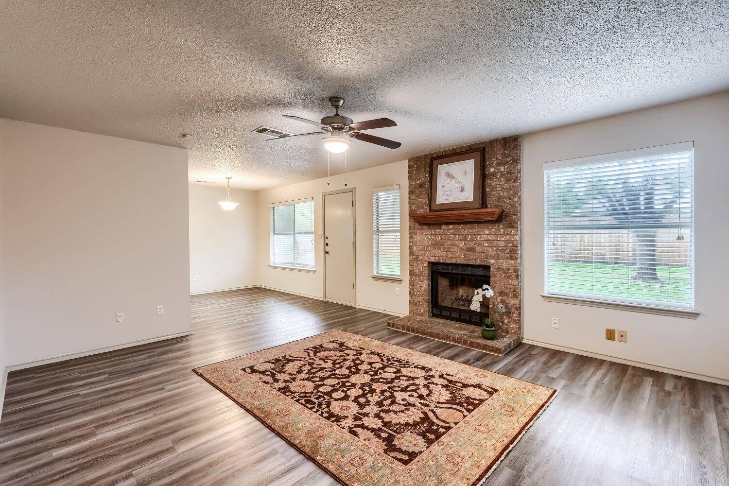 814 Smoke Signal PASS, Pflugerville, TX 78660