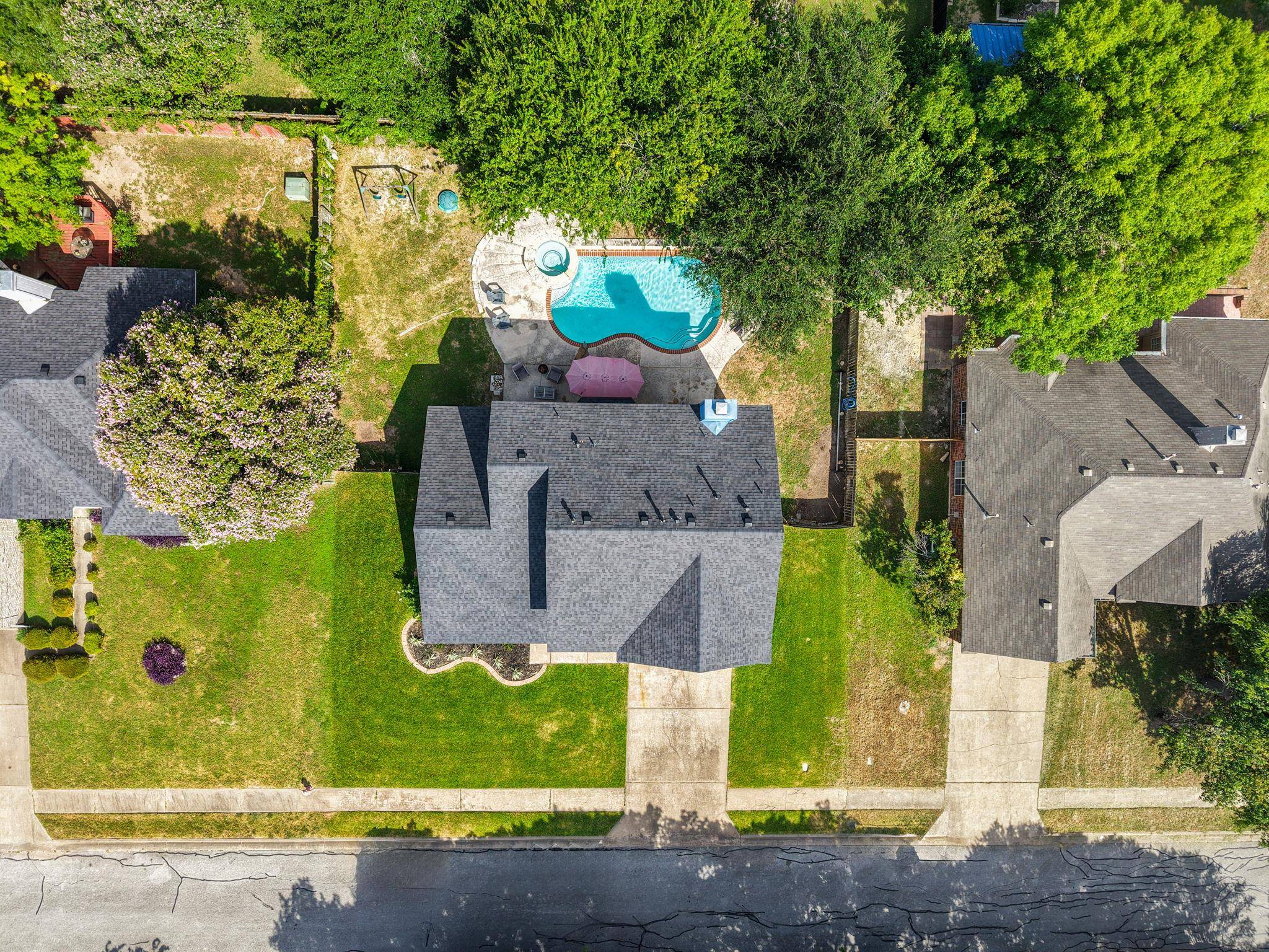 504 PLEASANT VALLEY DR, Pflugerville, TX 78660