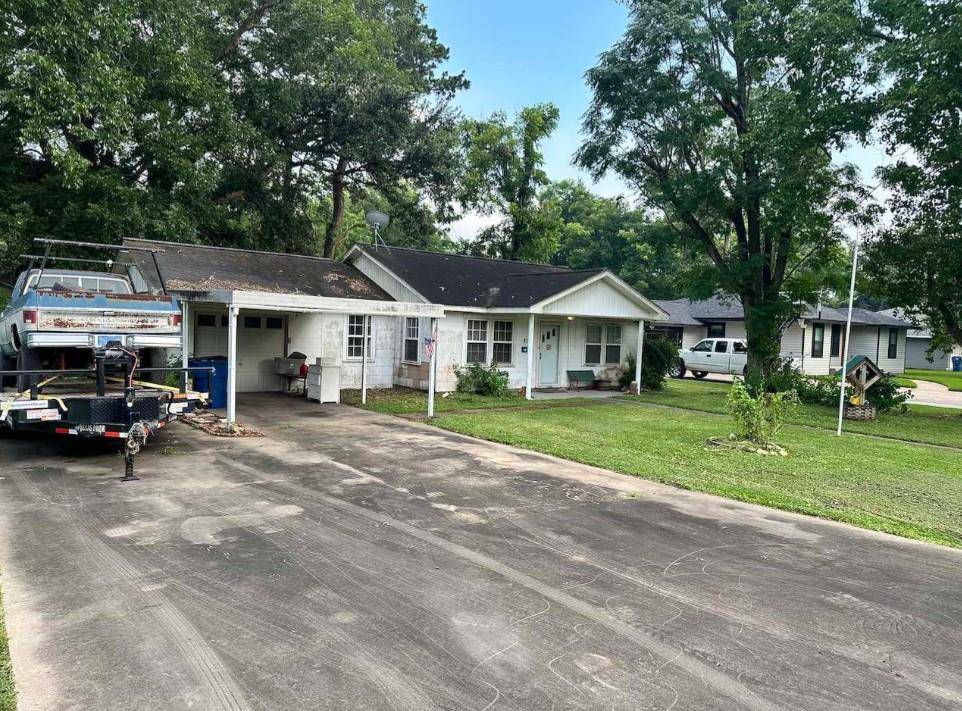 806 Brockman ST, Sweeny, TX 77480