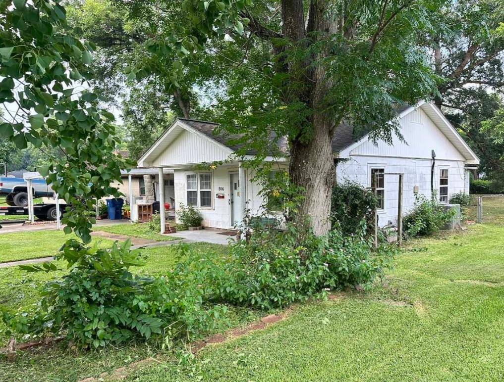 806 Brockman ST, Sweeny, TX 77480