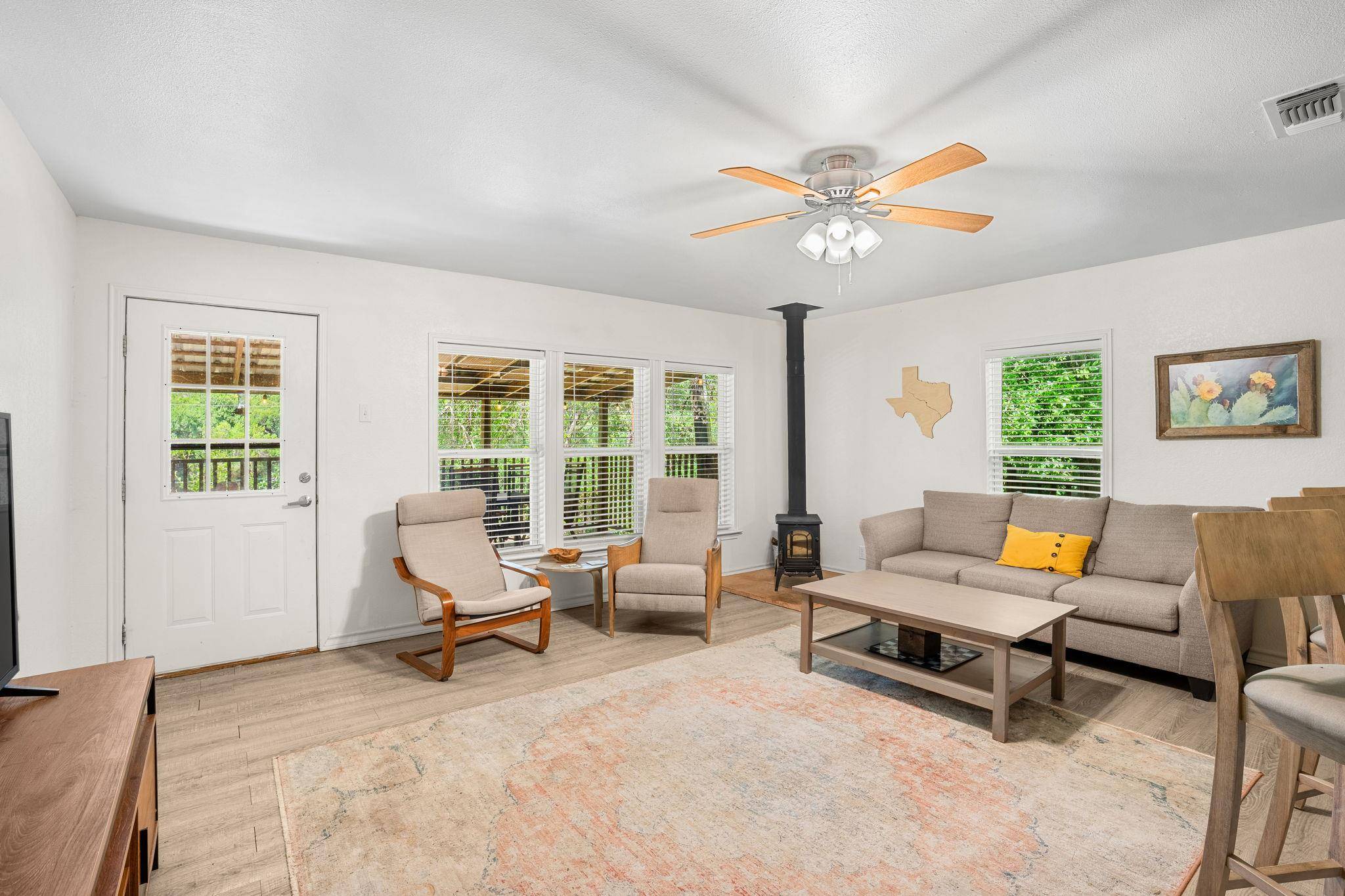 770 N River RD, Lampasas, TX 76550