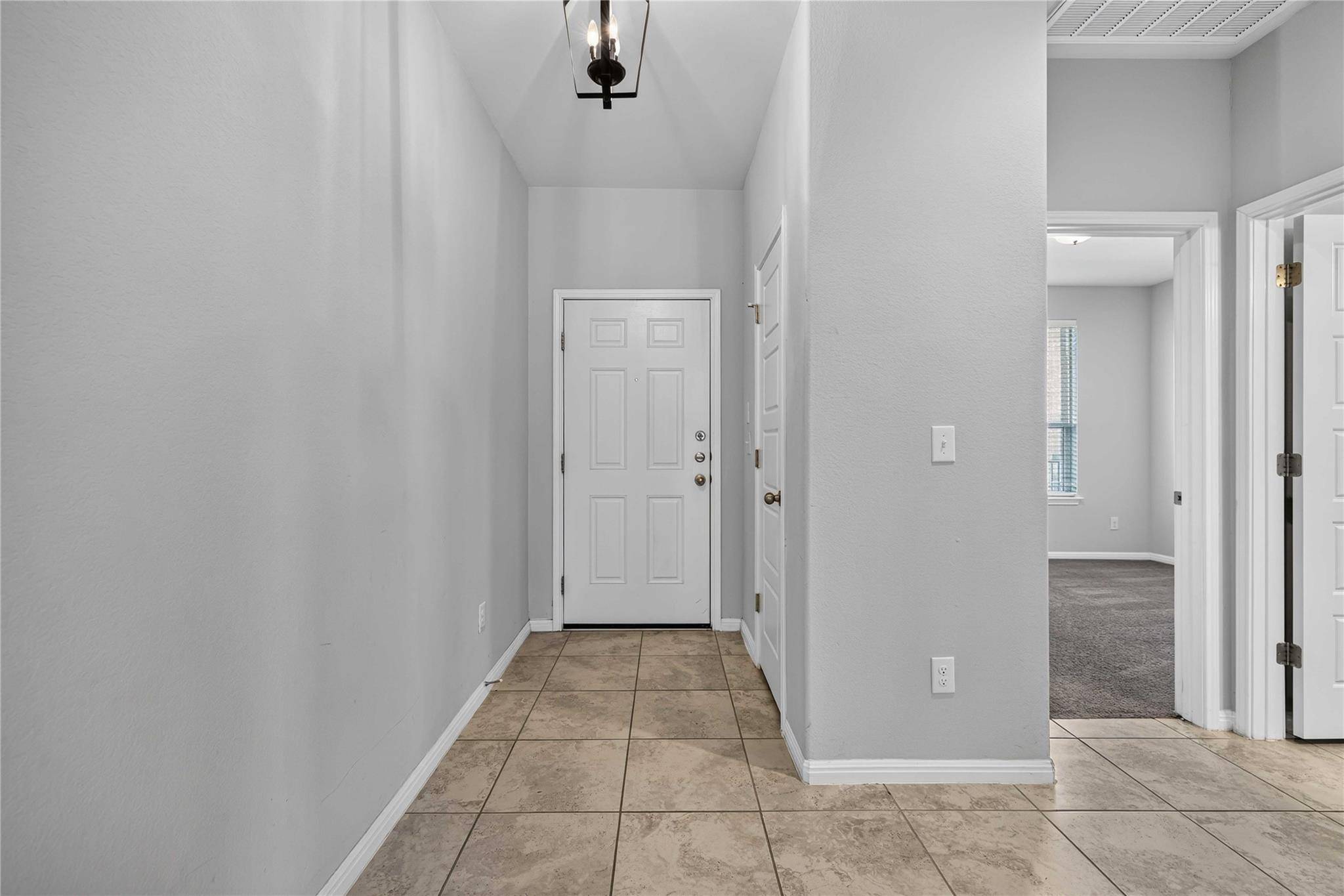 324 E Broade ST, Leander, TX 78641