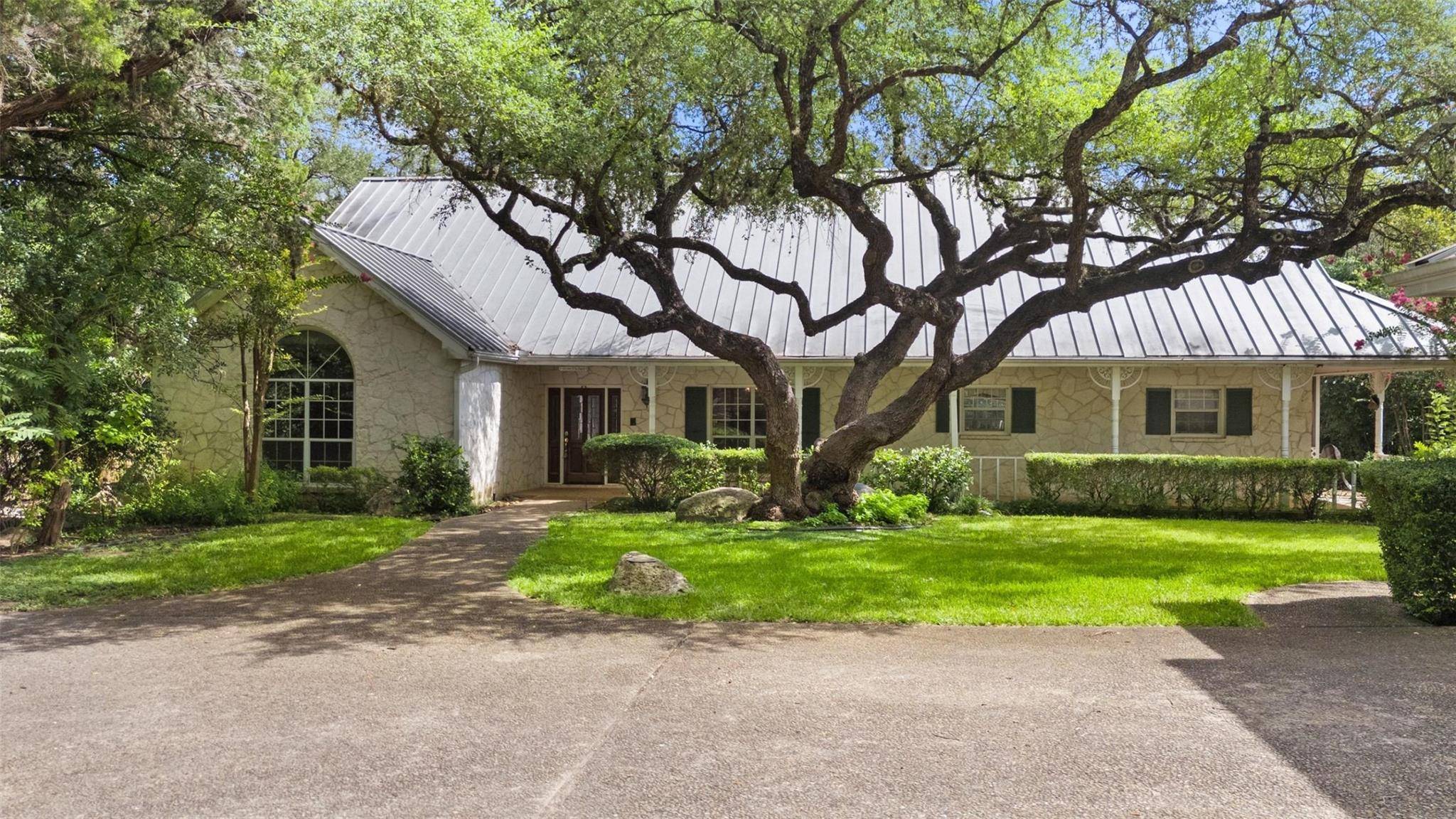 1731 Riada DR, New Braunfels, TX 78132