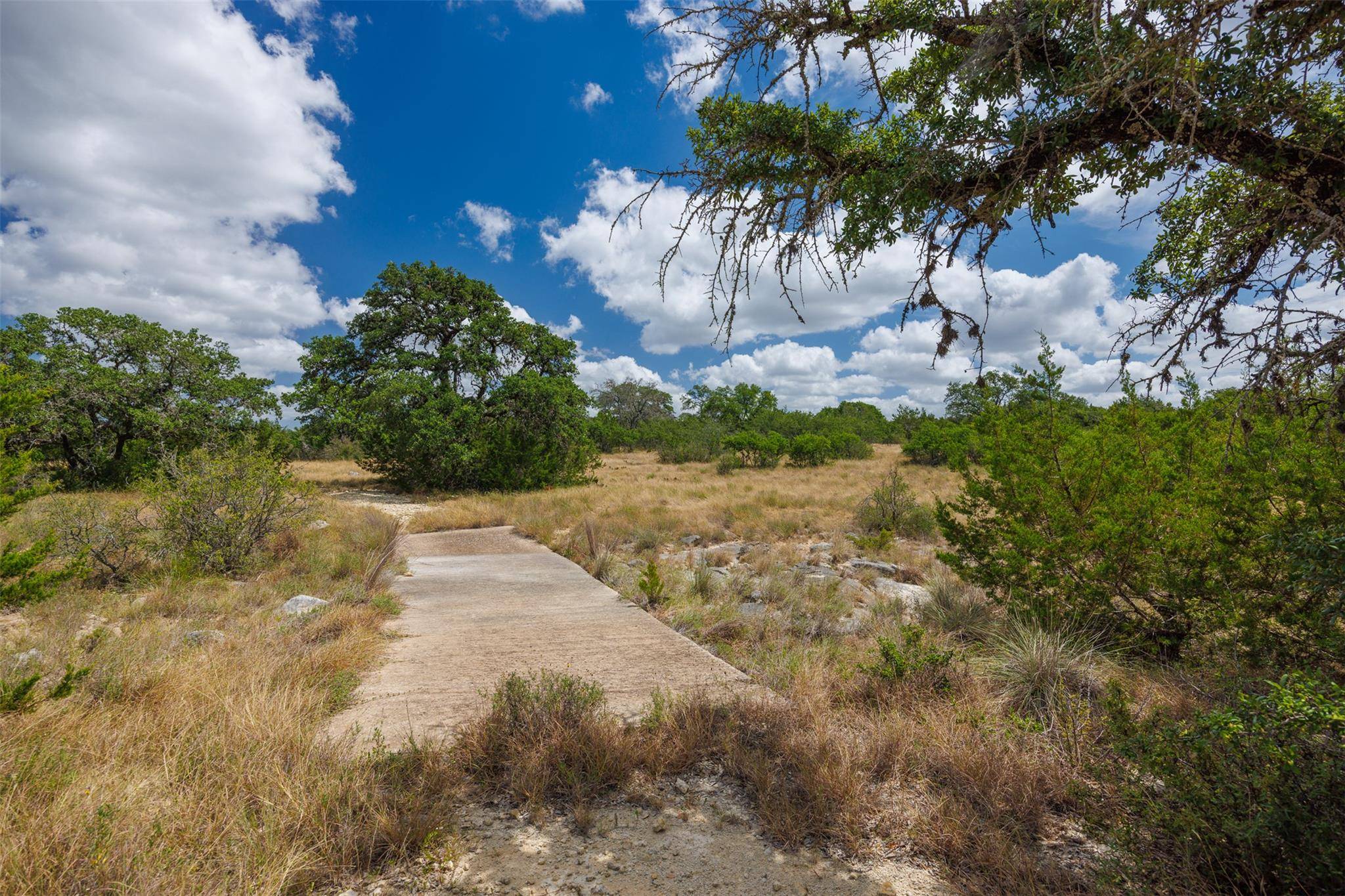 Lot 7 Summit Ridge TRL, Johnson City, TX 78663
