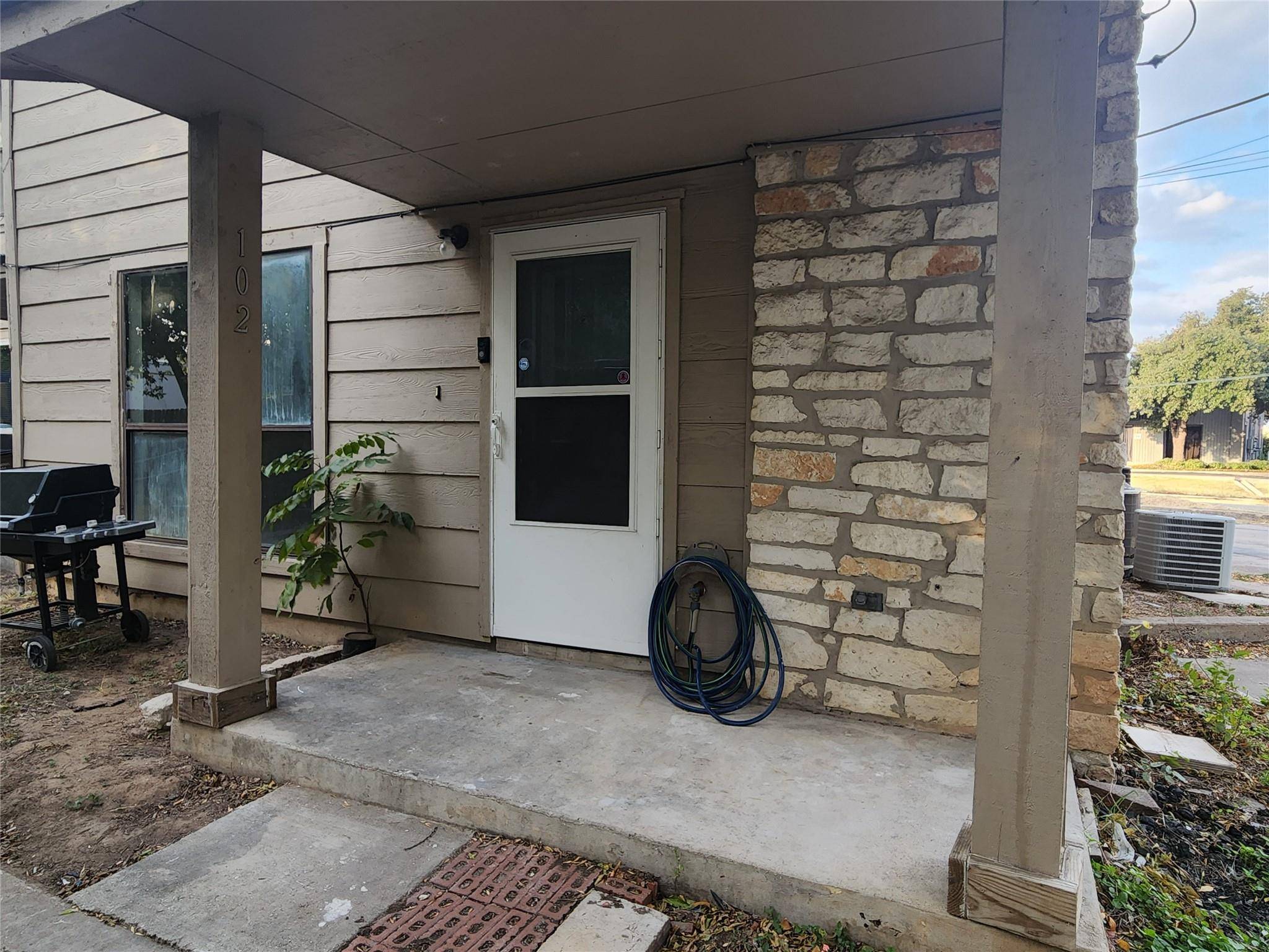2301 POLARIS Ave #102, Austin, TX 78757