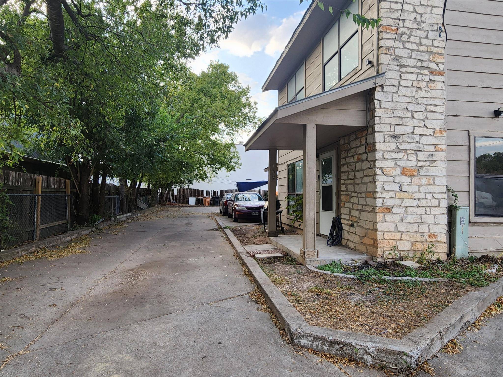 2301 POLARIS Ave #102, Austin, TX 78757
