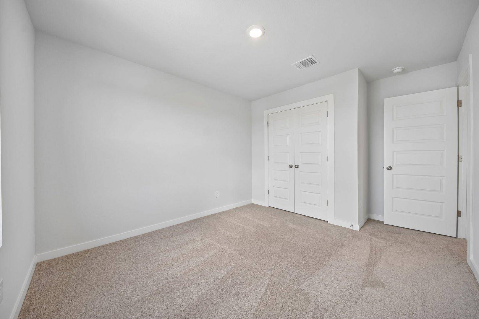 145 Hornet ST, Elgin, TX 78621