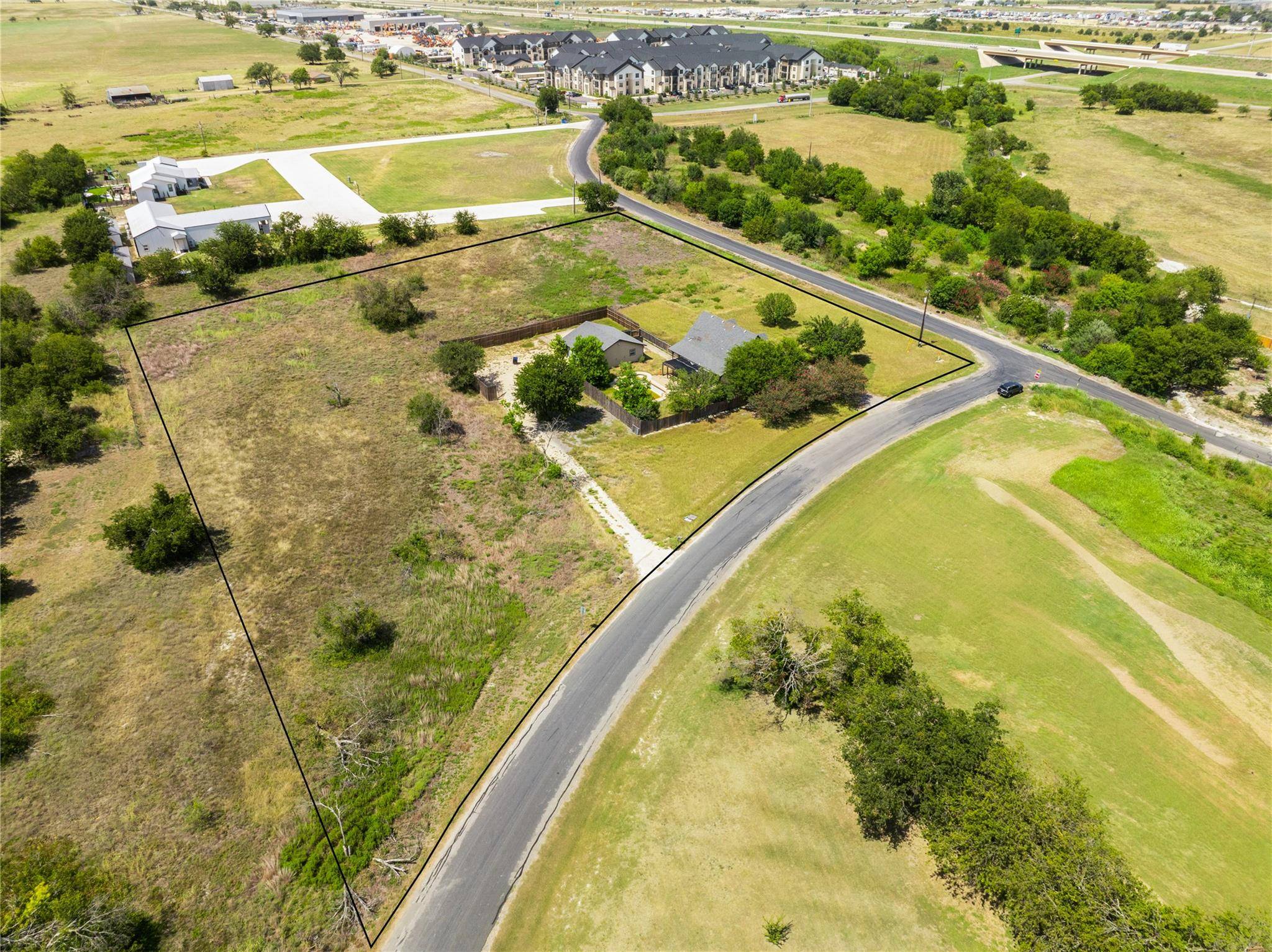 110 Lemens Ave, Hutto, TX 78634