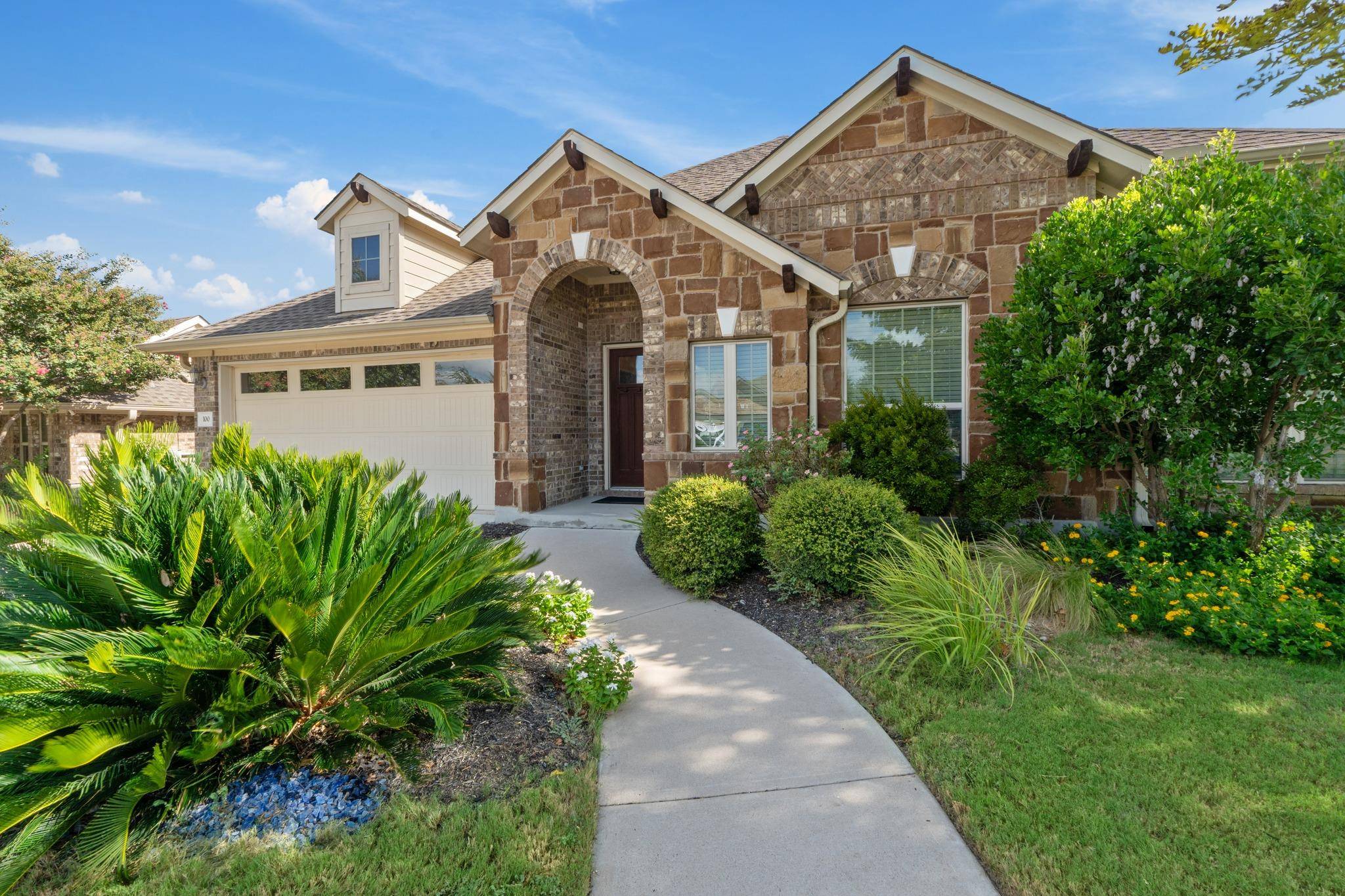 100 Lismore ST, Hutto, TX 78634