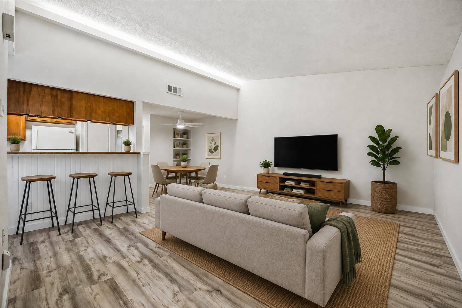904 Sirocco DR #A, Austin, TX 78745