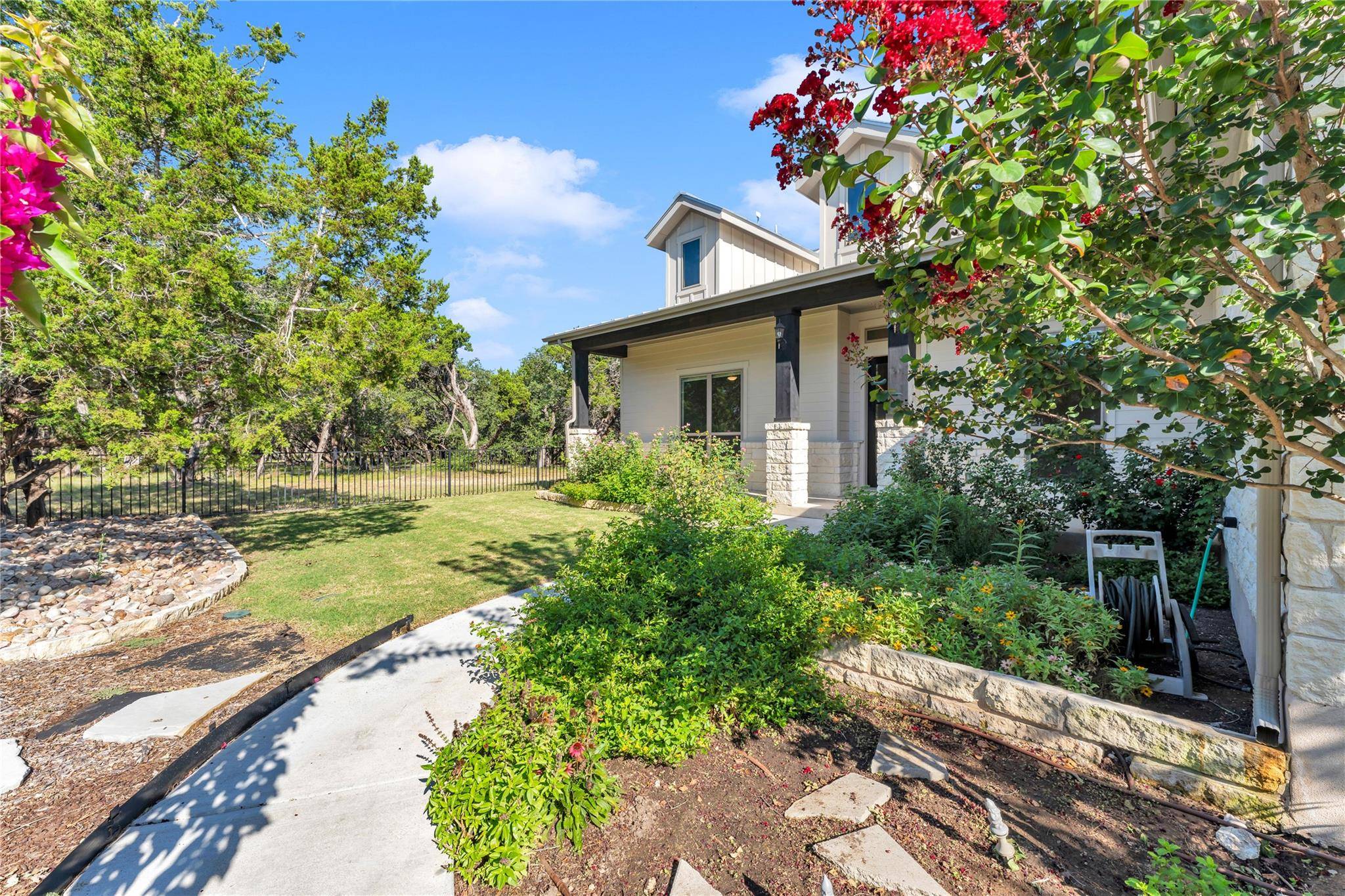 2140 Carpenter LOOP, Burnet, TX 78611