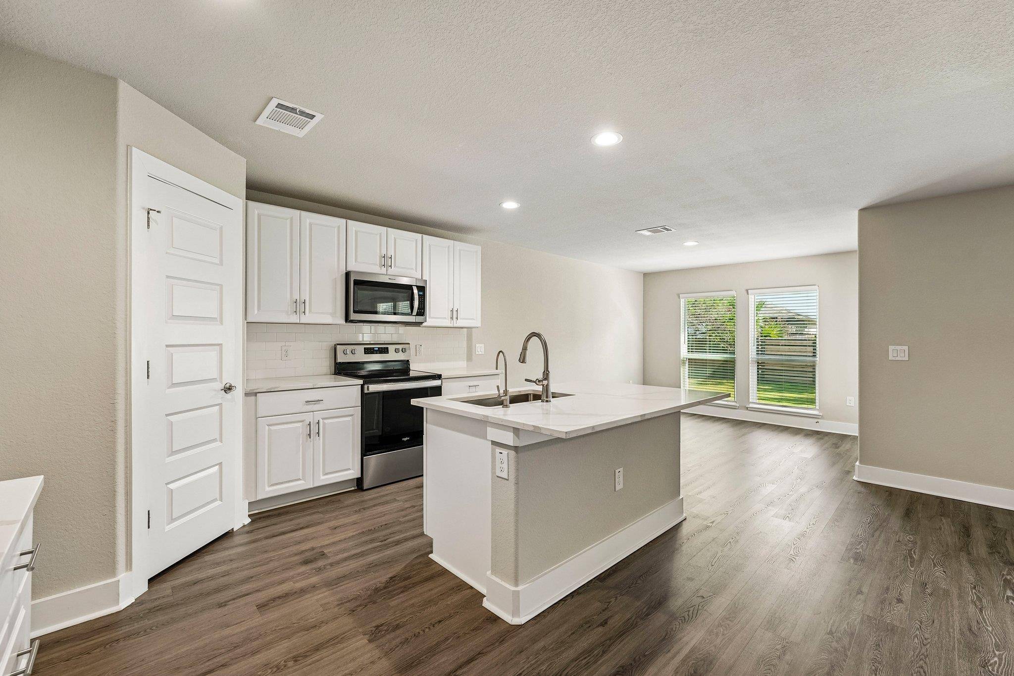 20102 Lee LN, Lago Vista, TX 78645