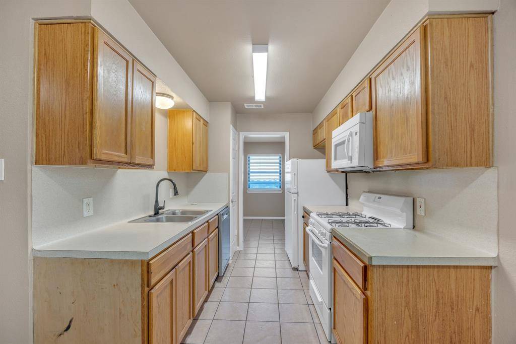 5725 Alsace TRL, Austin, TX 78724