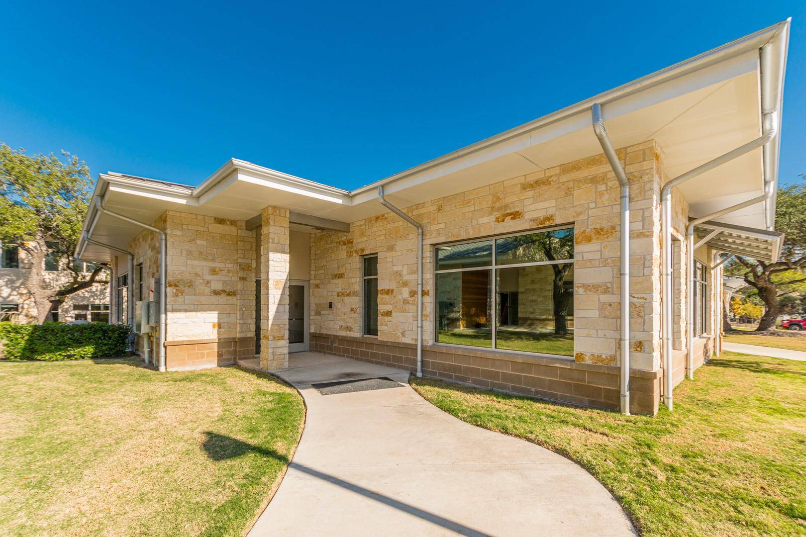 14425 Falcon Head BLVD #B, Austin, TX 78738