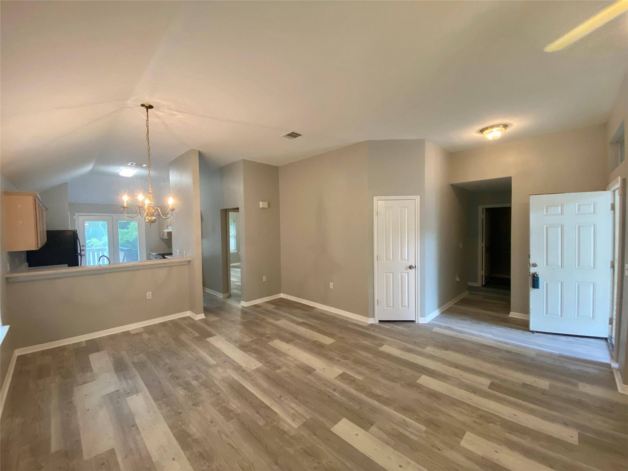 5710 Lark Creek DR, Austin, TX 78744