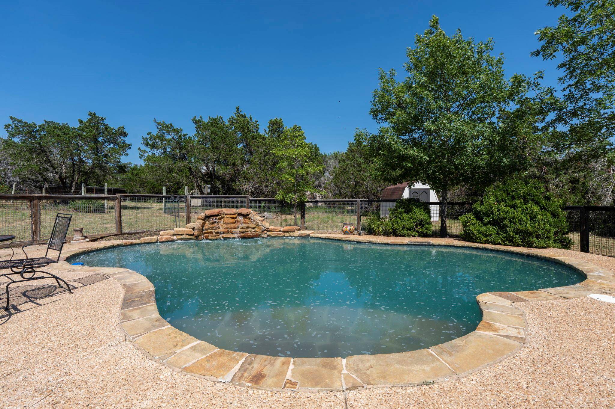 315 Angel Fire DR, Dripping Springs, TX 78620