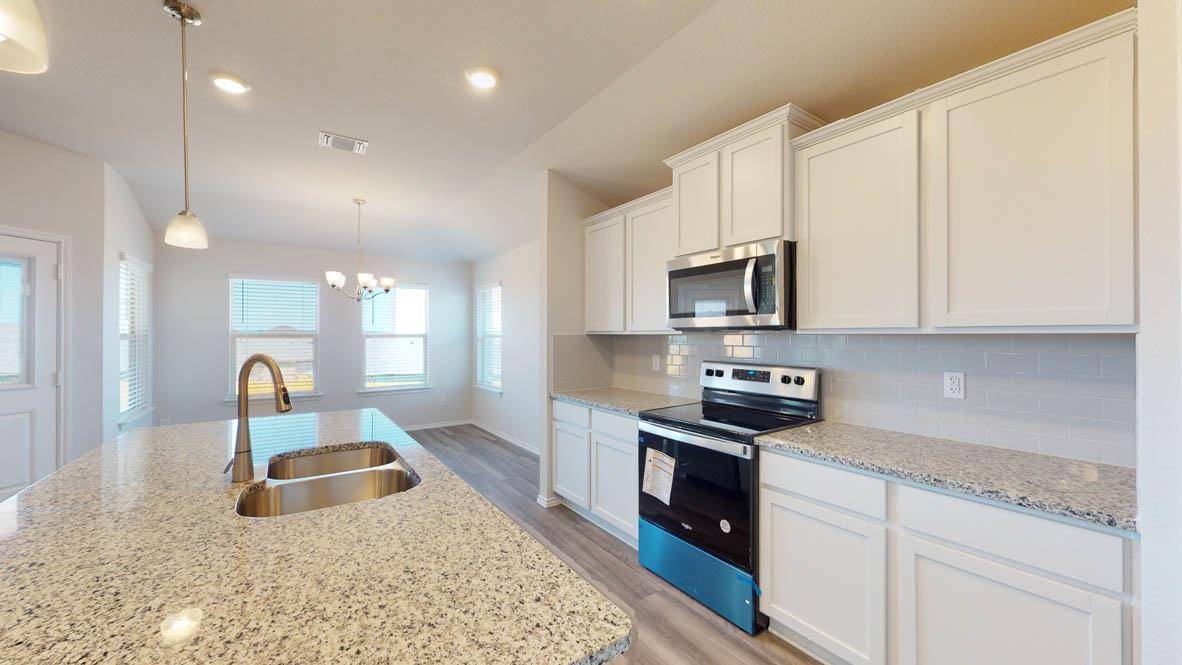 425 Creekfall RD, Burnet, TX 78611