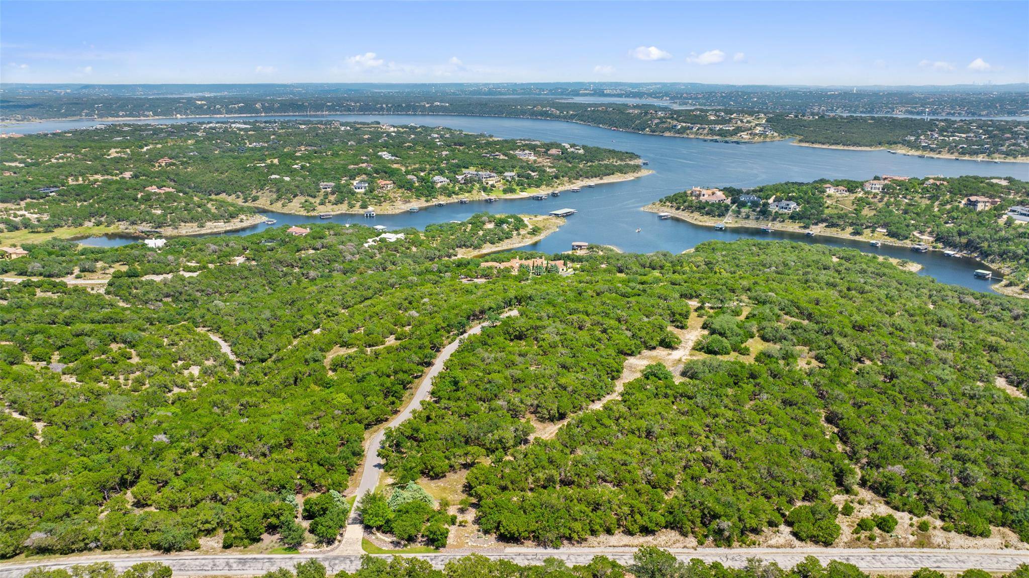 201 S Angel Light DR, Spicewood, TX 78669