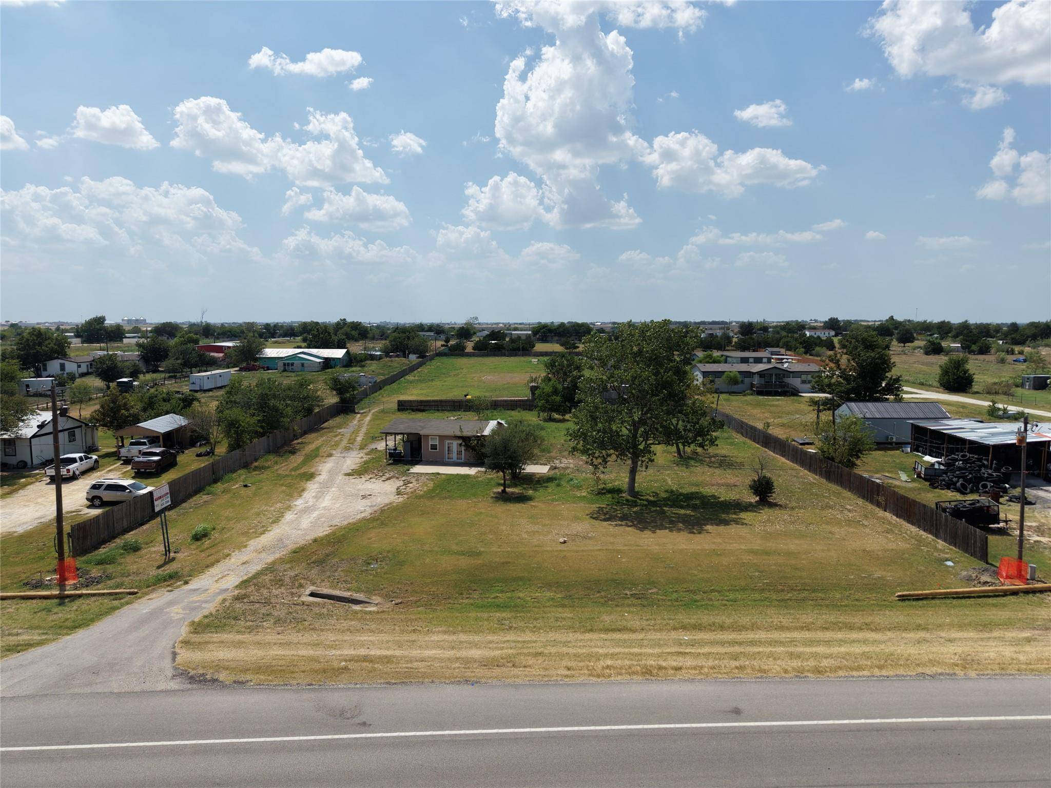 20112 Fm 973 N, Coupland, TX 78615