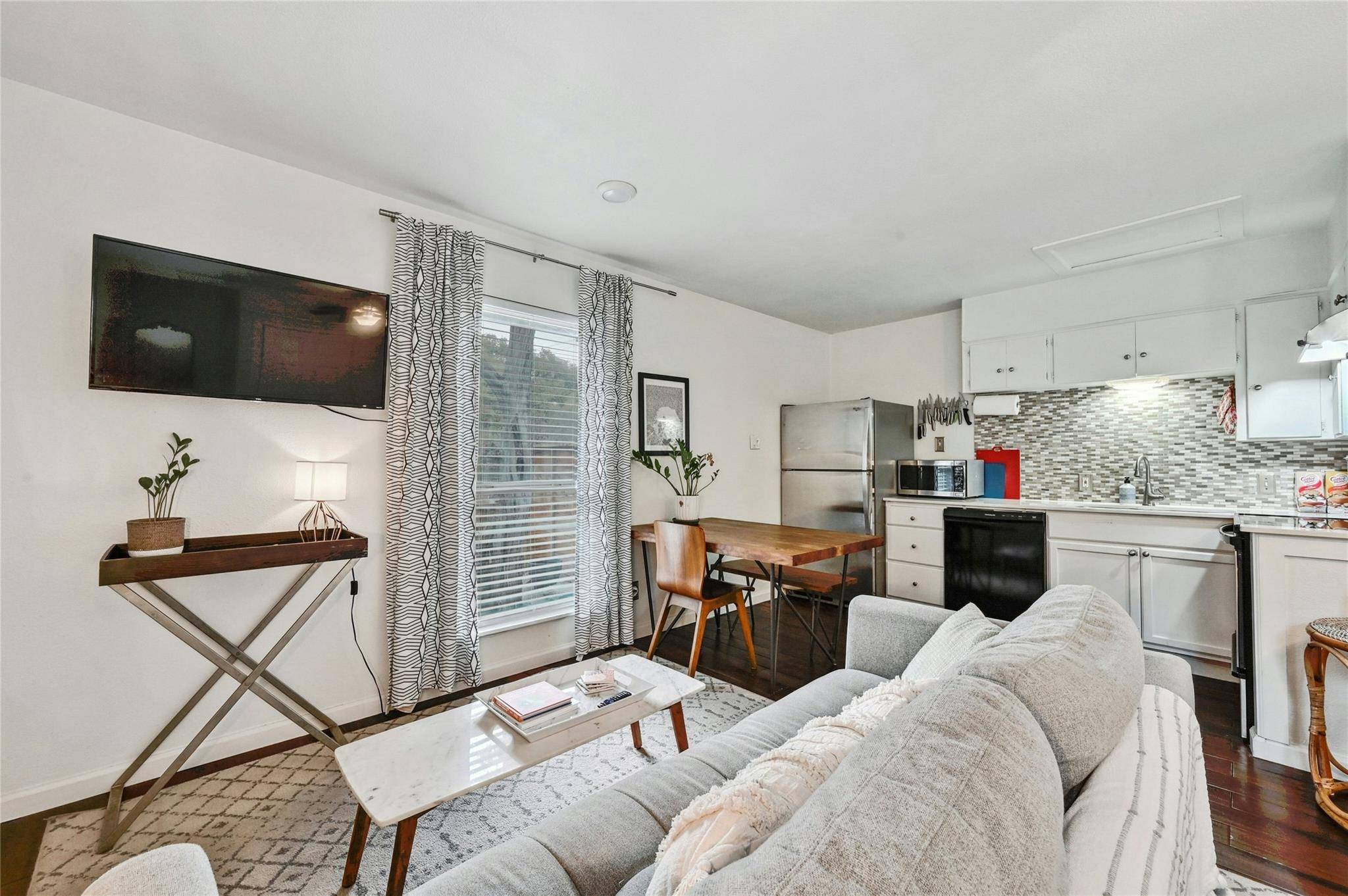 1103 Kenwood Ave #B, Austin, TX 78704