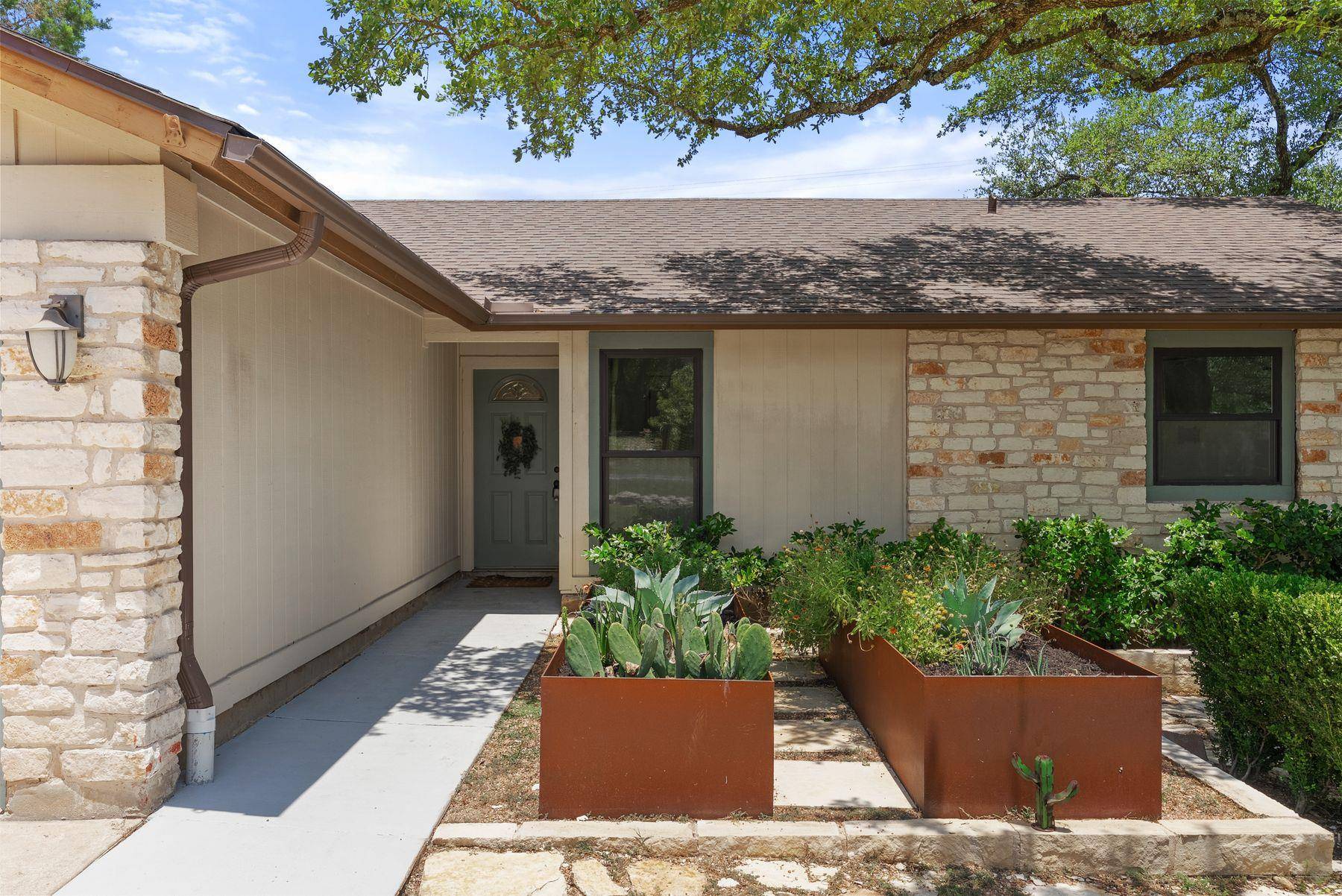 6808 Smokey Hill RD, Austin, TX 78736