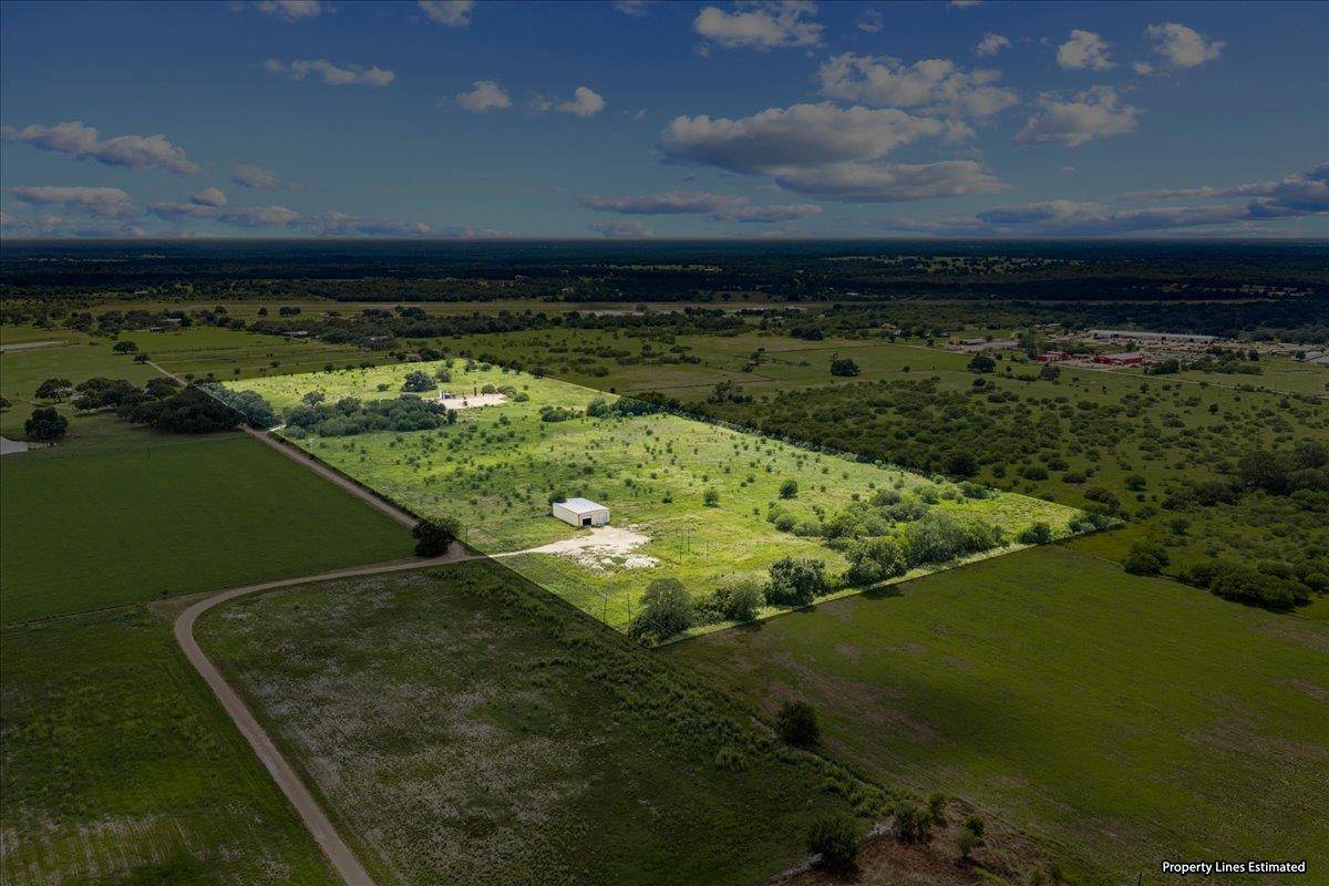 399 Prune RD, La Grange, TX 78945