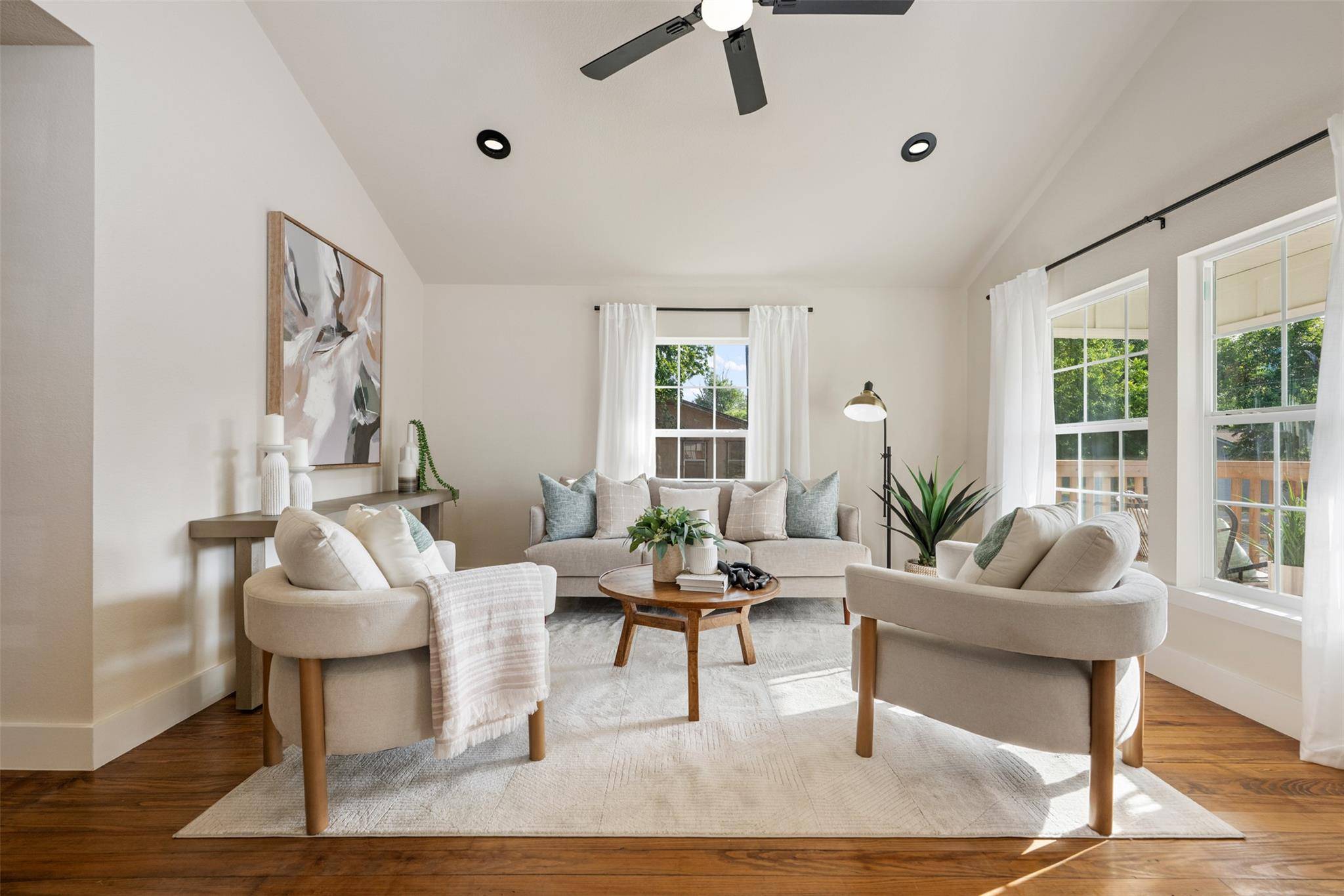 107 Russell ST, Liberty Hill, TX 78642
